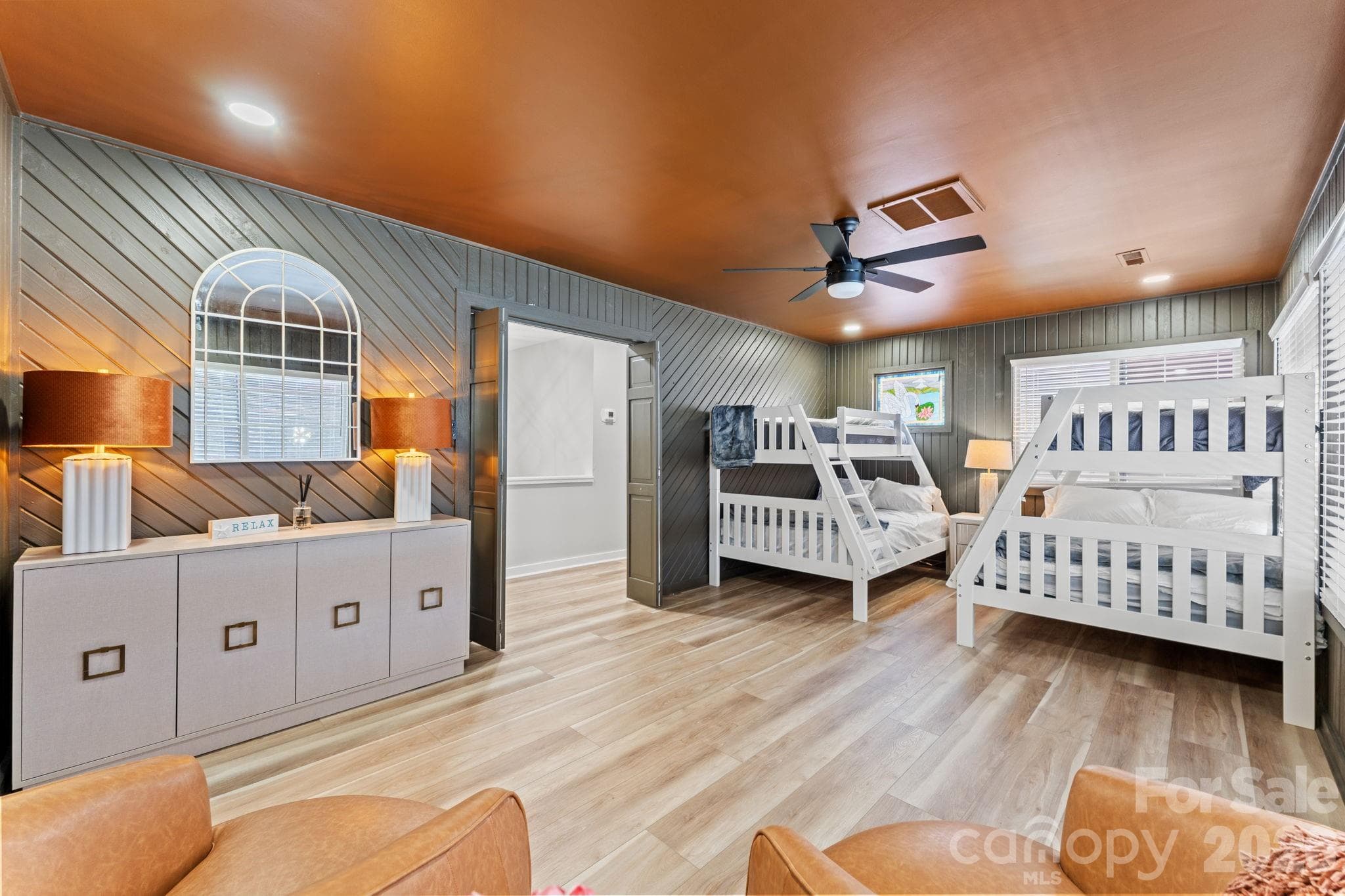 Single Family Residence at 1314 Holly Drive, North Myrtle Beach, photo 24 of 47