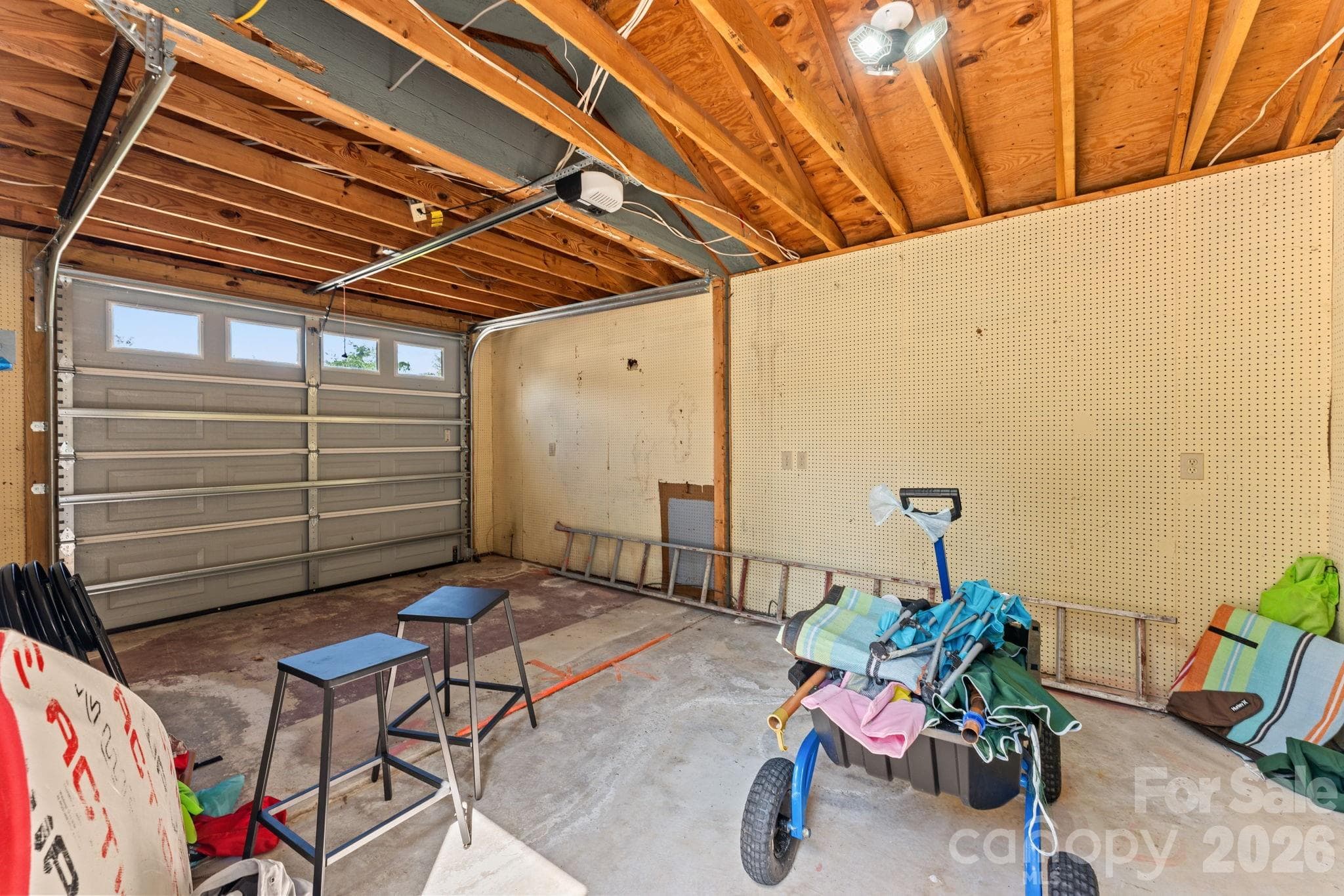 Single Family Residence at 1314 Holly Drive, North Myrtle Beach, photo 31 of 47