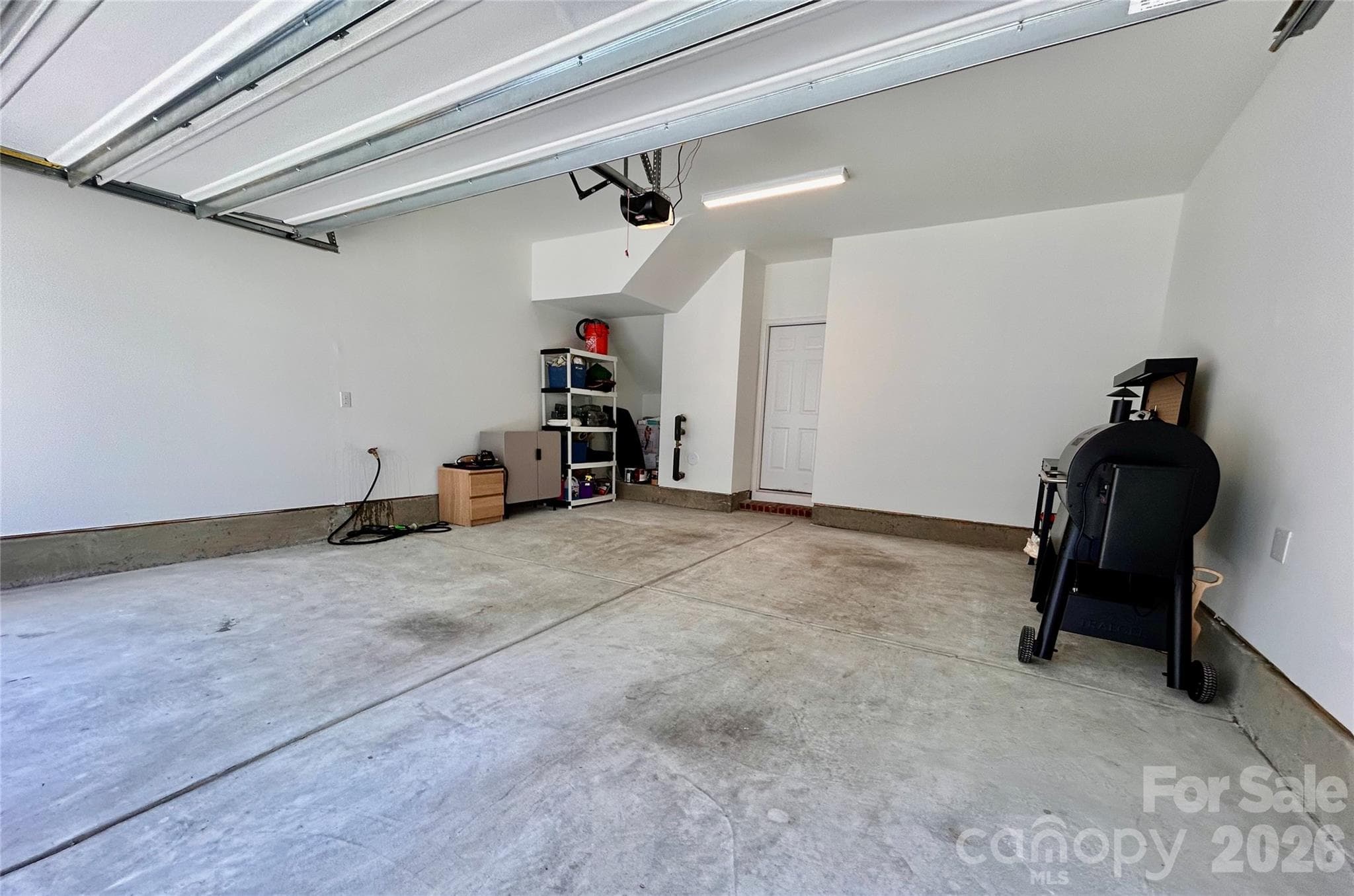 2 car freshly painted garage with EV 240 V outlet - 2414 Magnolia Blossom Way, Charlotte