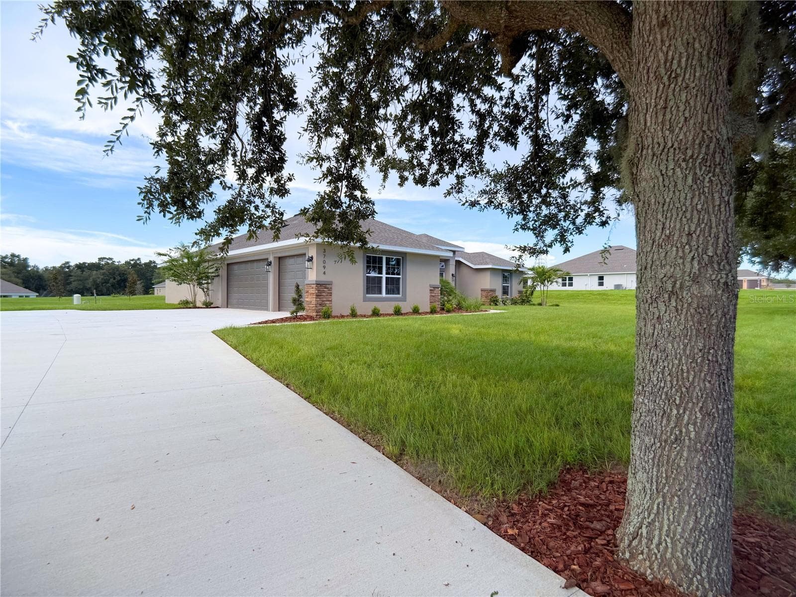Single Family Residence at 37094 HIDDEN VIEW CIRCLE, DADE CITY, photo 5 of 30