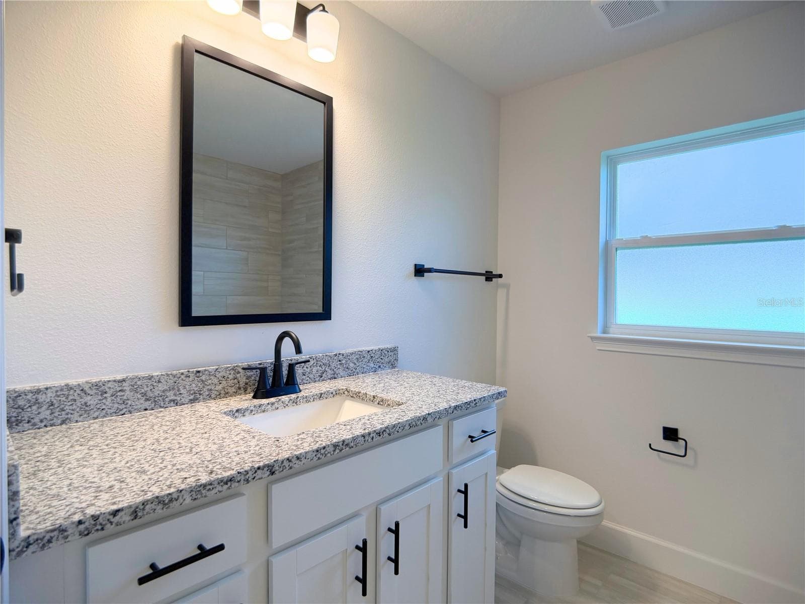 Single Family Residence at 37094 HIDDEN VIEW CIRCLE, DADE CITY, photo 19 of 30