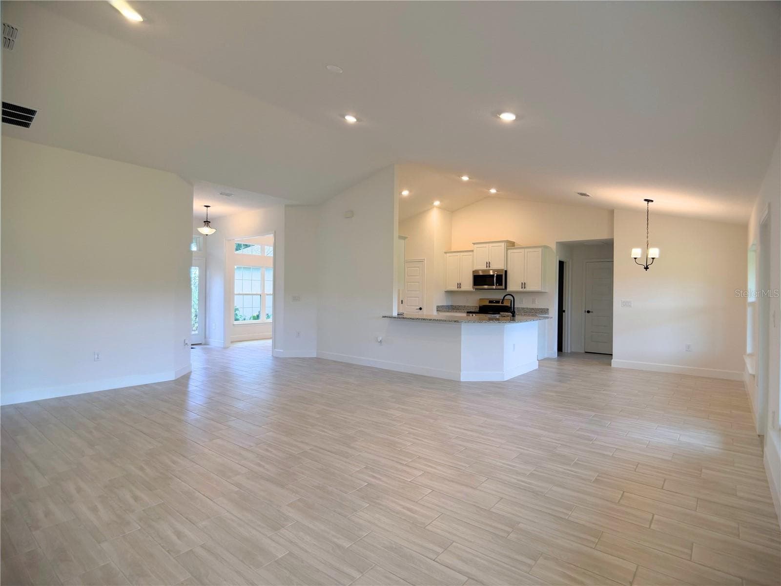 Single Family Residence at 37094 HIDDEN VIEW CIRCLE, DADE CITY, photo 22 of 30