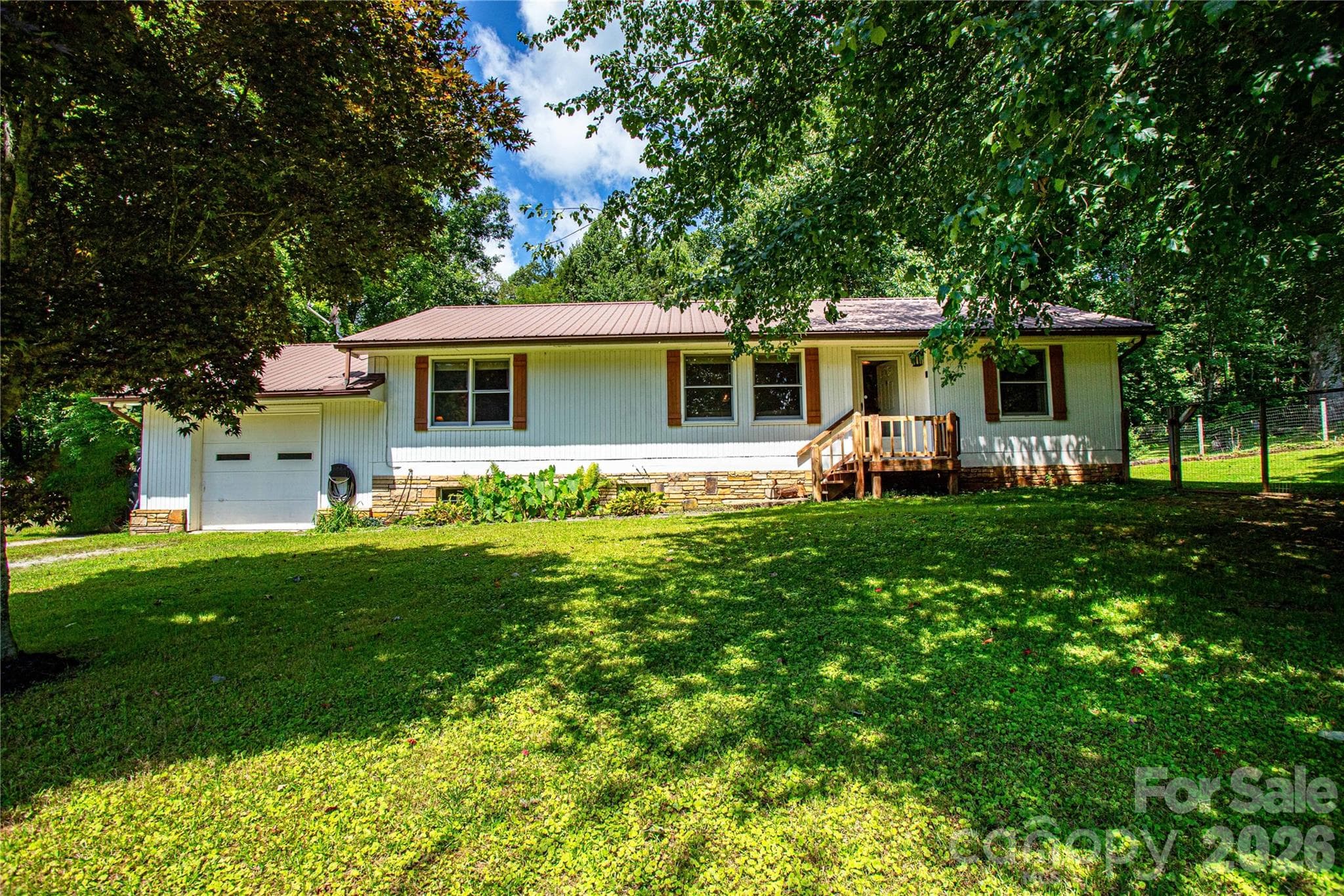570 Flat Creek Valley Road