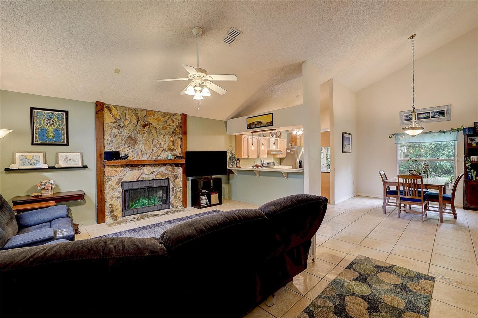 Single Family Residence at 4505 33RD AVE W, BRADENTON, photo 5 of 57