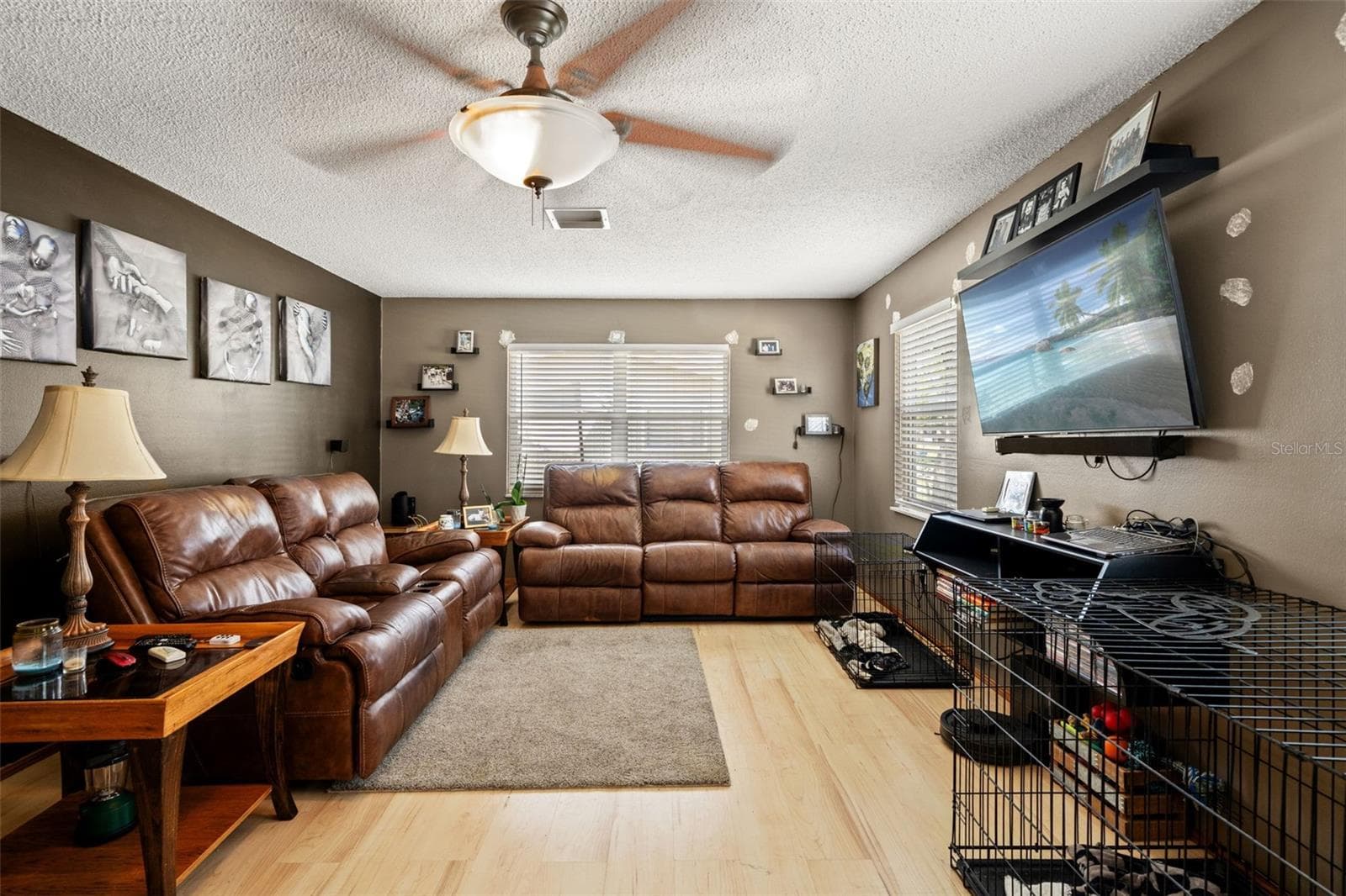 Single Family Residence at 4555 CYNTHIA LN, SPRING HILL, photo 4 of 28