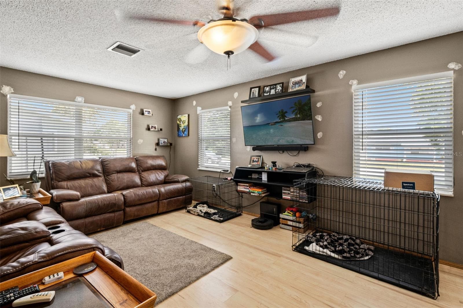 Single Family Residence at 4555 CYNTHIA LN, SPRING HILL, photo 5 of 28