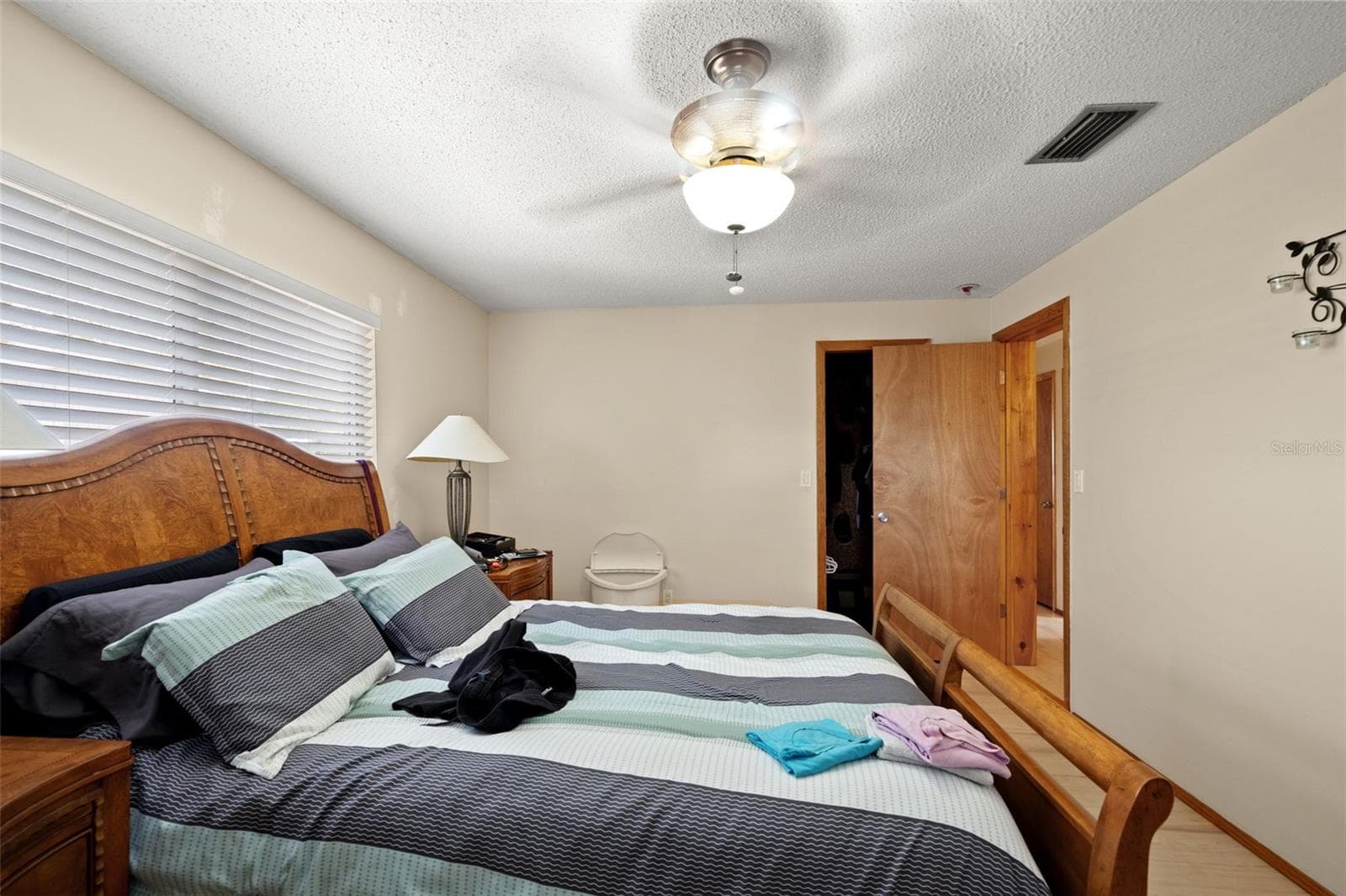 Single Family Residence at 4555 CYNTHIA LN, SPRING HILL, photo 13 of 28
