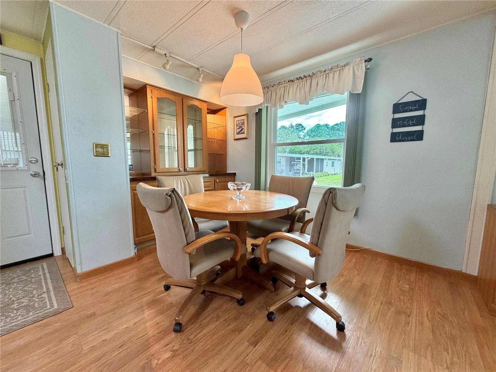 Manufactured Home at 151 HIBISCUS WAY, LEESBURG, photo 4 of 56