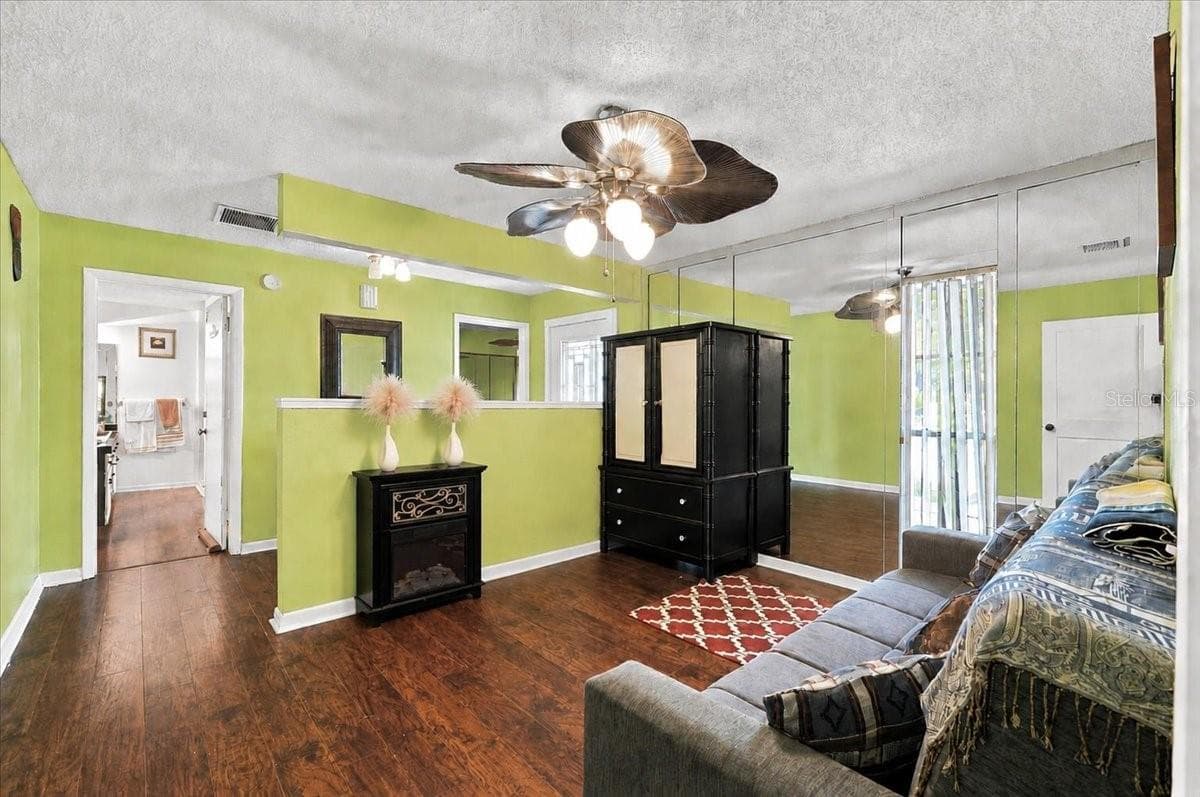 Single Family Residence at 543 STATE ROAD 559, AUBURNDALE, photo 9 of 77