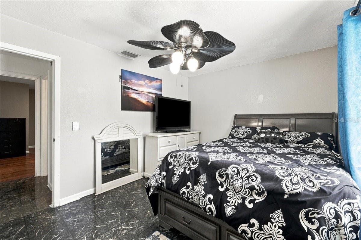 Single Family Residence at 543 STATE ROAD 559, AUBURNDALE, photo 36 of 77