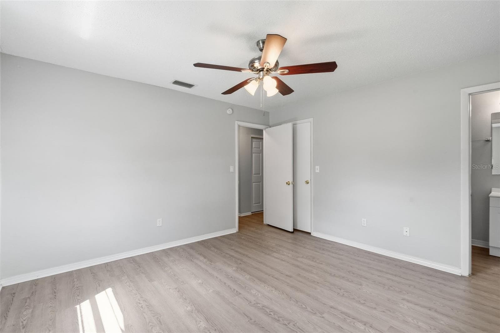 Single Family Residence at 1704 WAYMAN ST, LAKELAND, photo 19 of 32