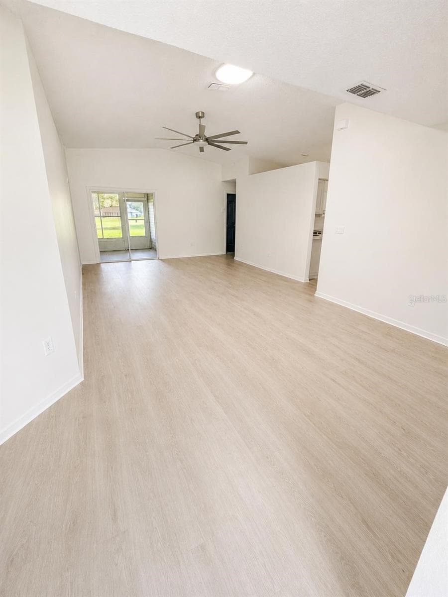 Single Family Residence at 29204 PRINCEVILLE DR, SAN ANTONIO, photo 8 of 19