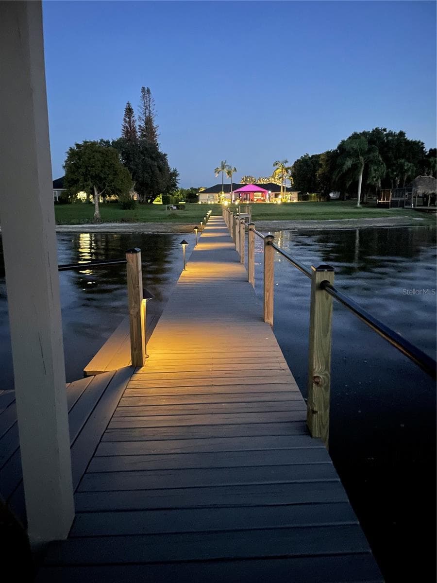 Dock with lights - 3640 CRUMP RD, WINTER HAVEN