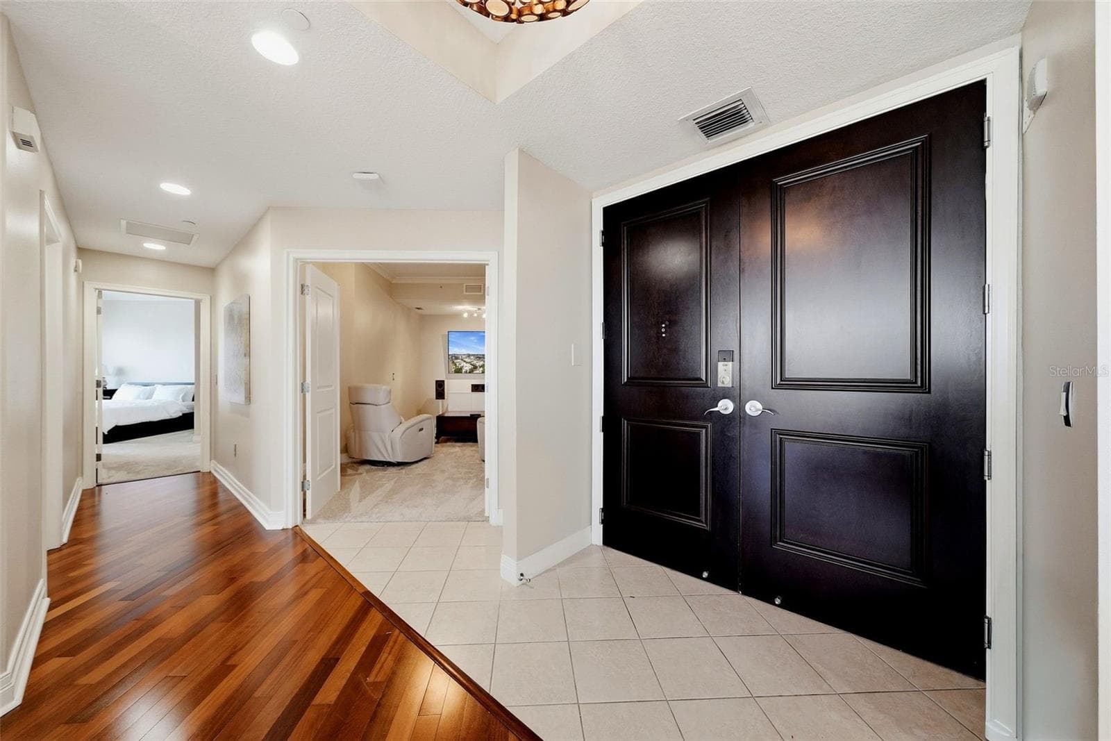 Entry - 449 SOUTH 12TH #2301, TAMPA