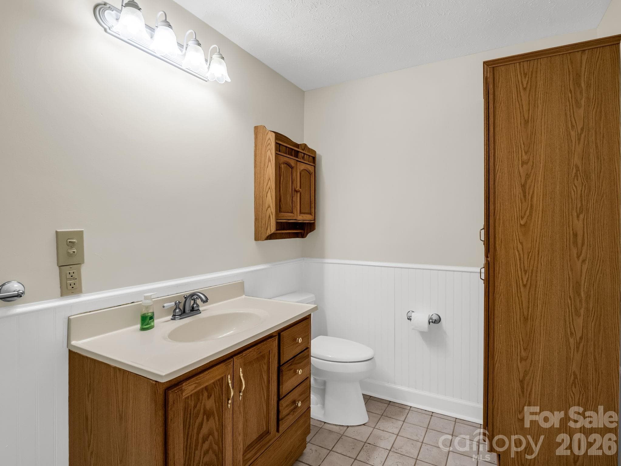 Primary Bath - 370 Orchard Circle, Laurel Park