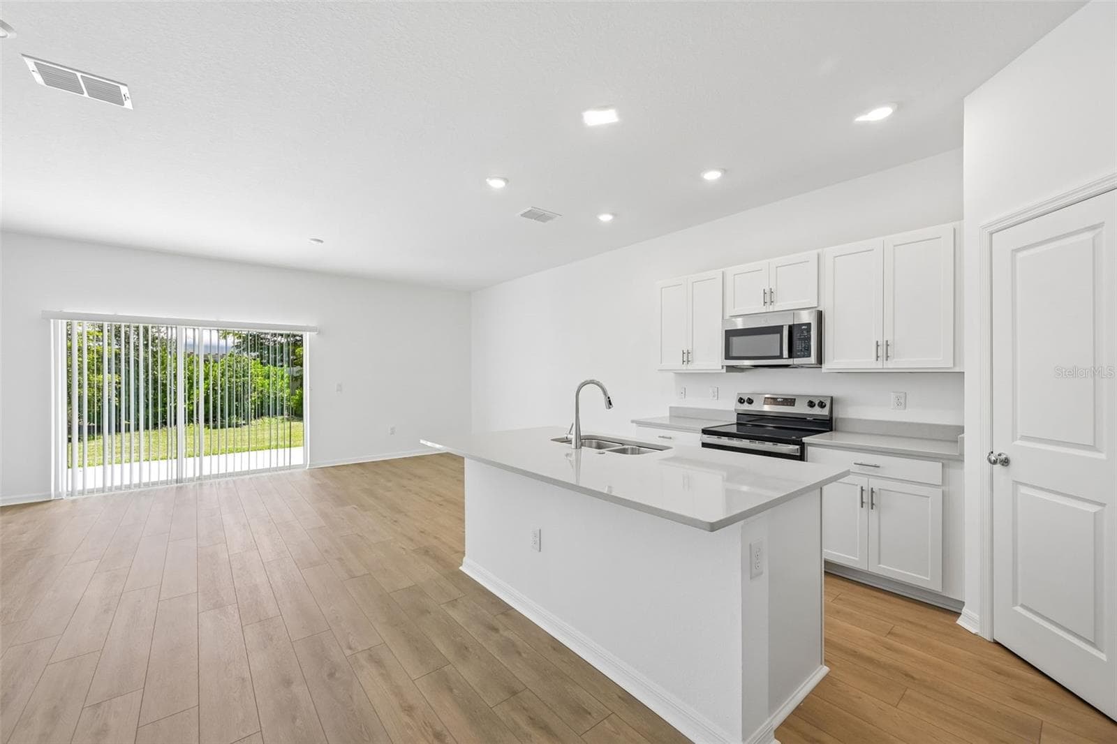 7150 Grand Forest Way ~ Ready Now - 7150 GRAND FOREST WAY, NOKOMIS