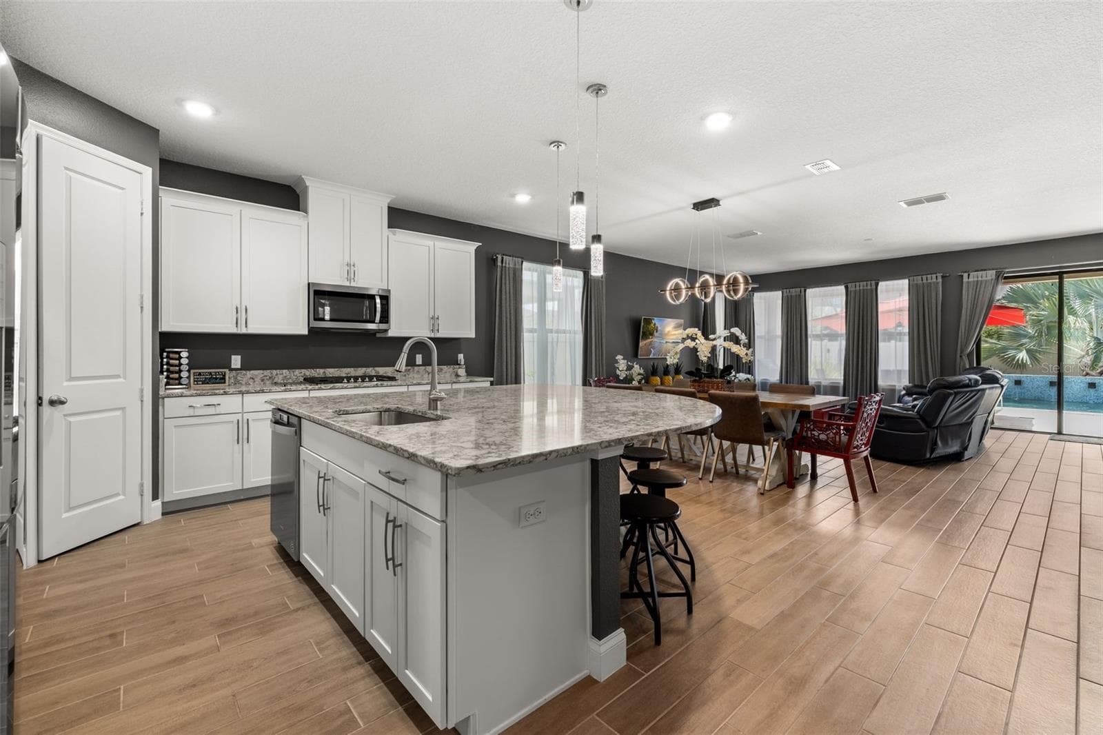 Single Family Residence at 8291 PROCIDA ISLE LN, WINDERMERE, photo 12 of 79
