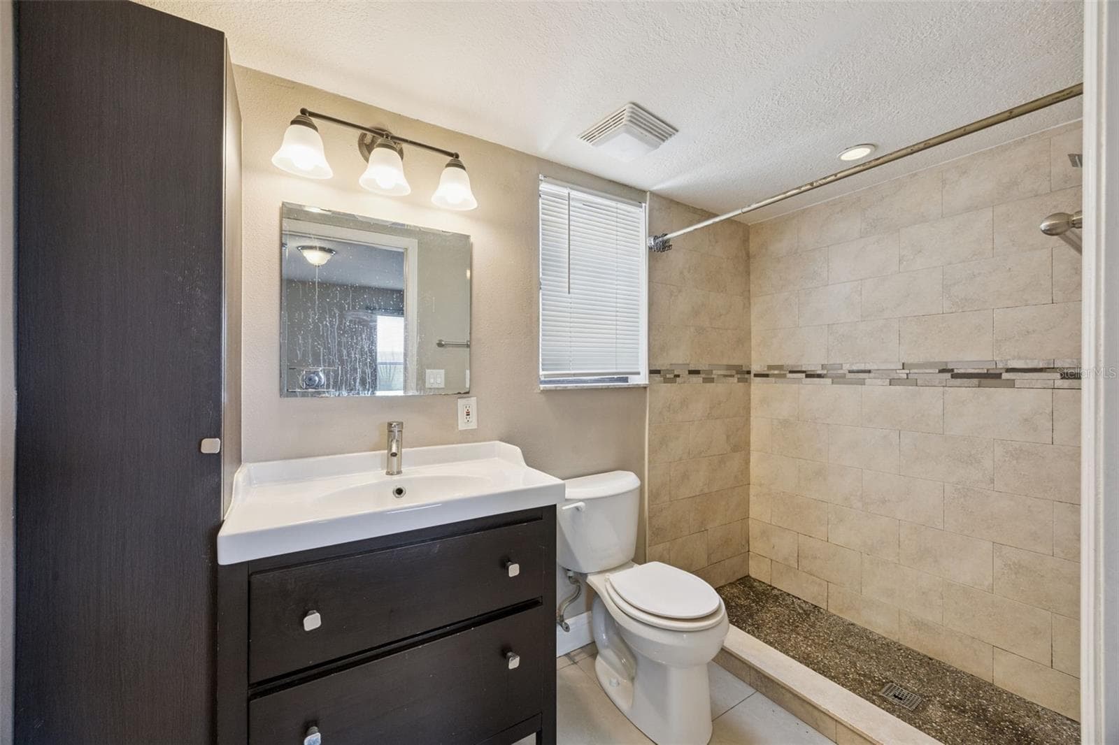 Main Bathroom - 3023 RIO GRANDE TRL #3023, KISSIMMEE