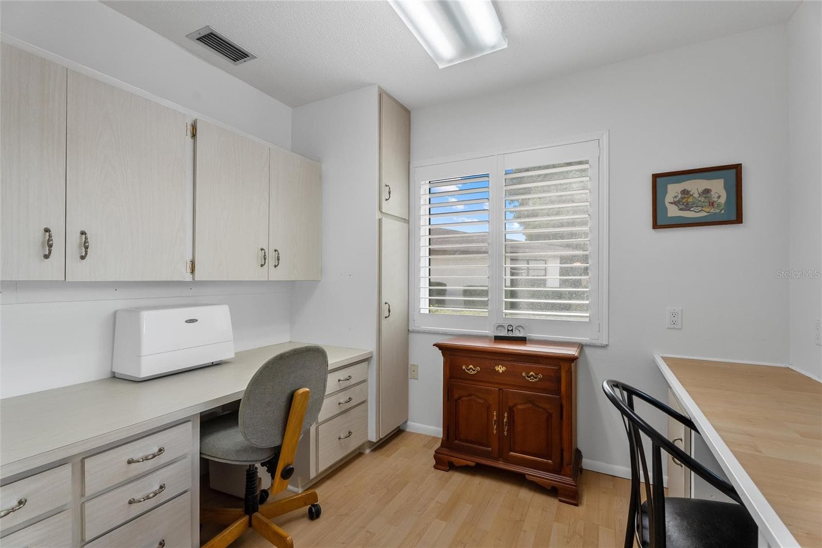 craft room with great light - 773 VIVIENDA SOUTH CT #8, VENICE