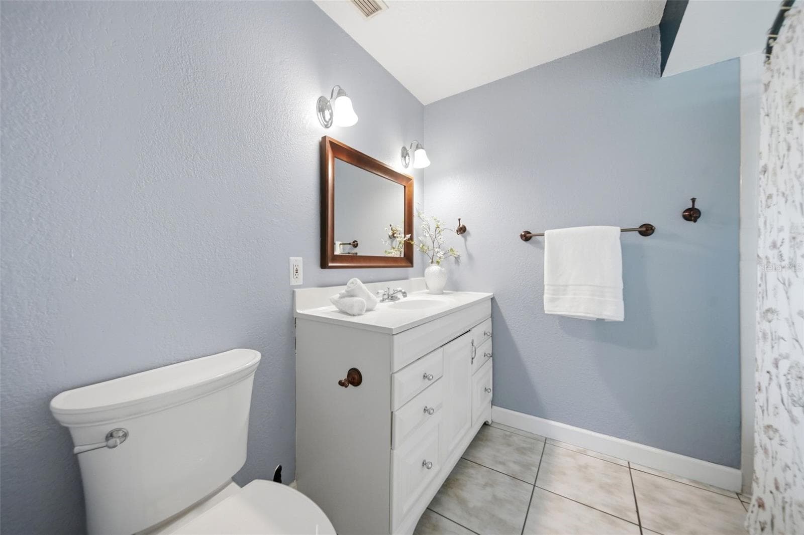 Primary bathroom. - 1540 E HORATIO AVE, MAITLAND