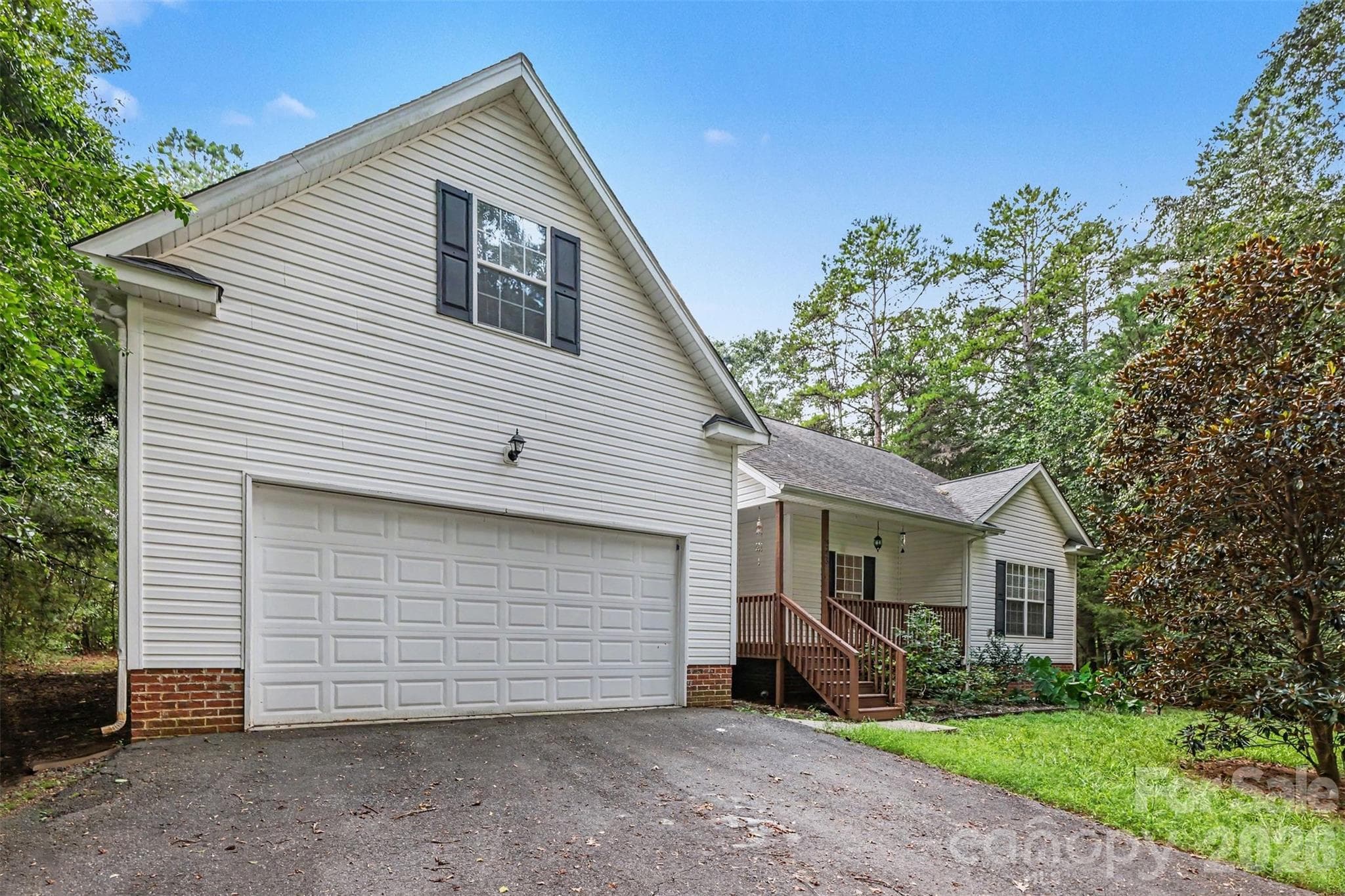 Single Family Residence at 9223 Ladson Road, Indian Land, photo 2 of 38