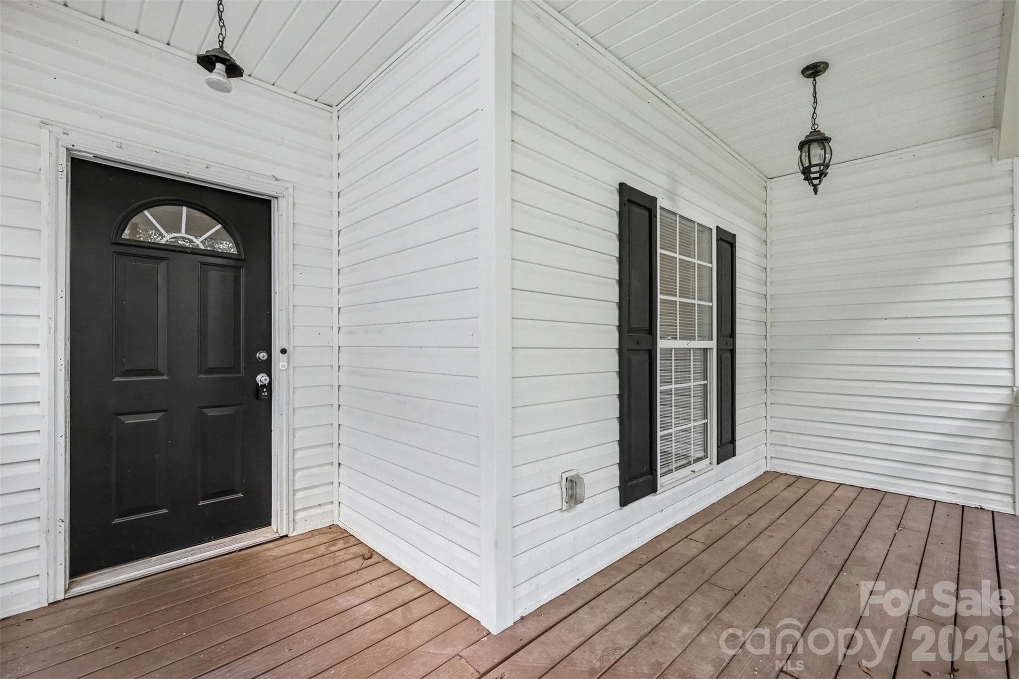 Single Family Residence at 9223 Ladson Road, Indian Land, photo 4 of 38