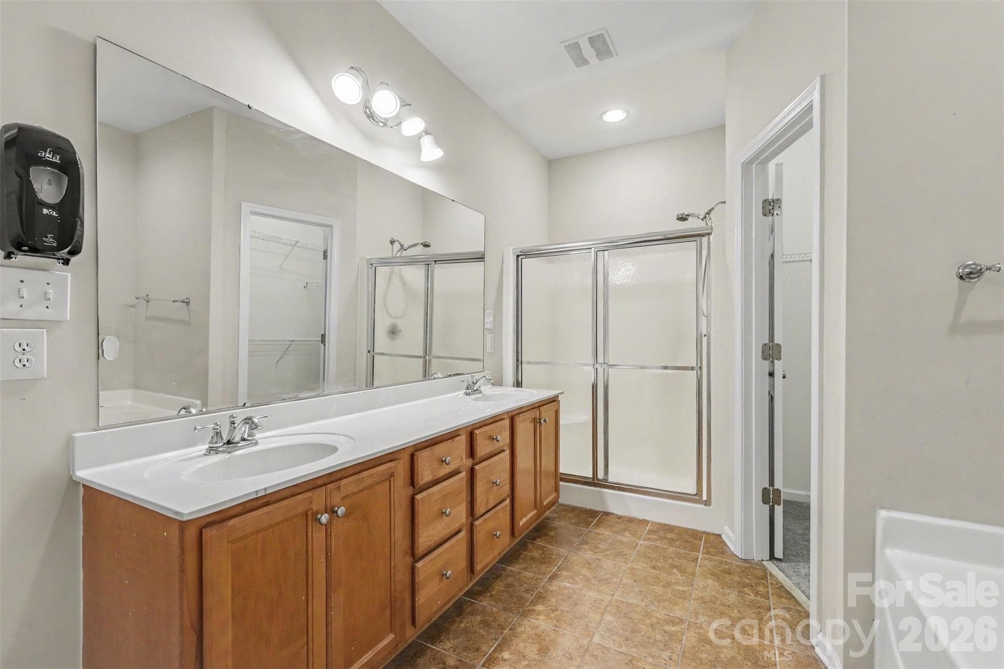 Single Family Residence at 9223 Ladson Road, Indian Land, photo 27 of 38