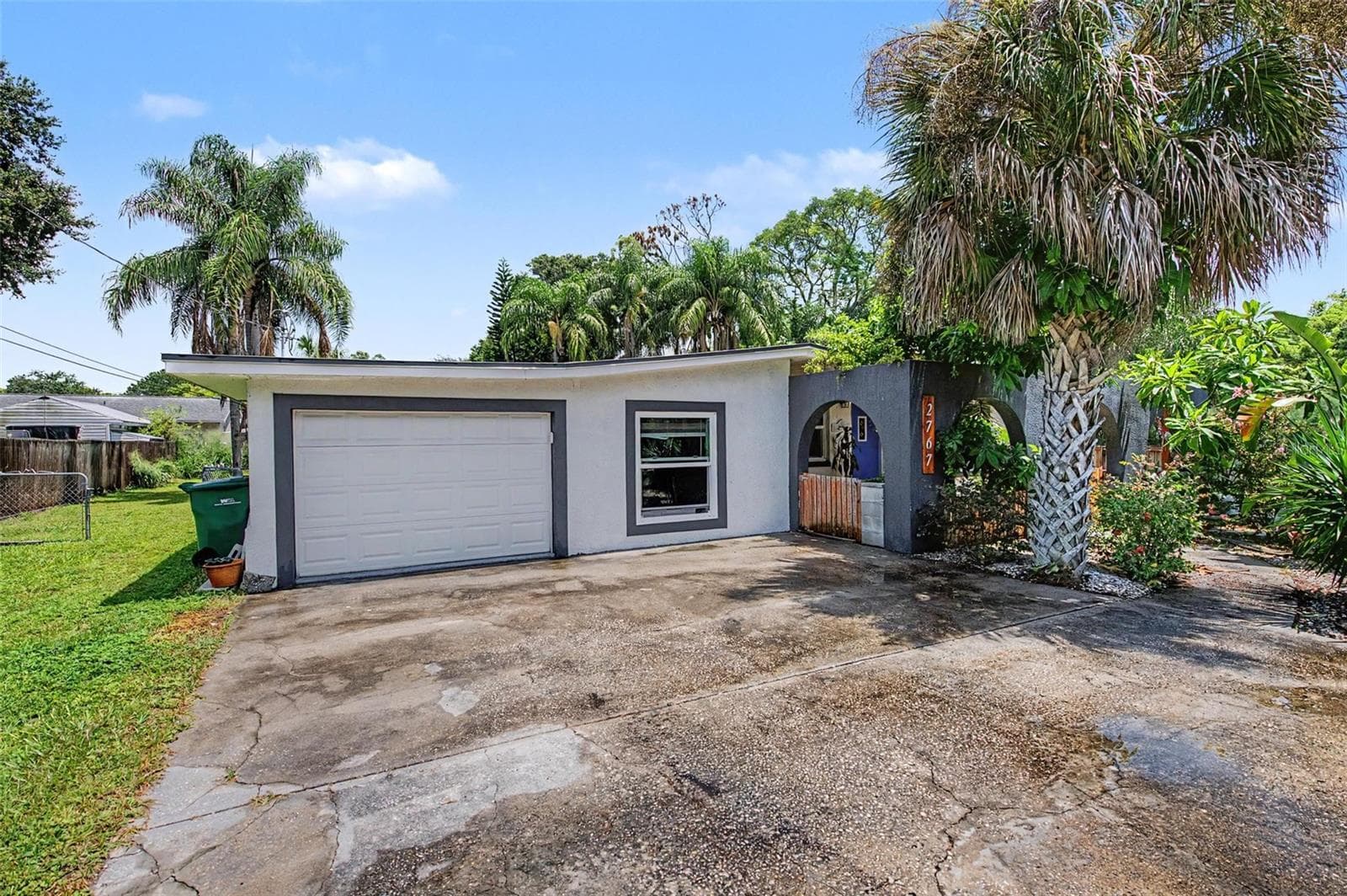 2767 BELLE HAVEN DR