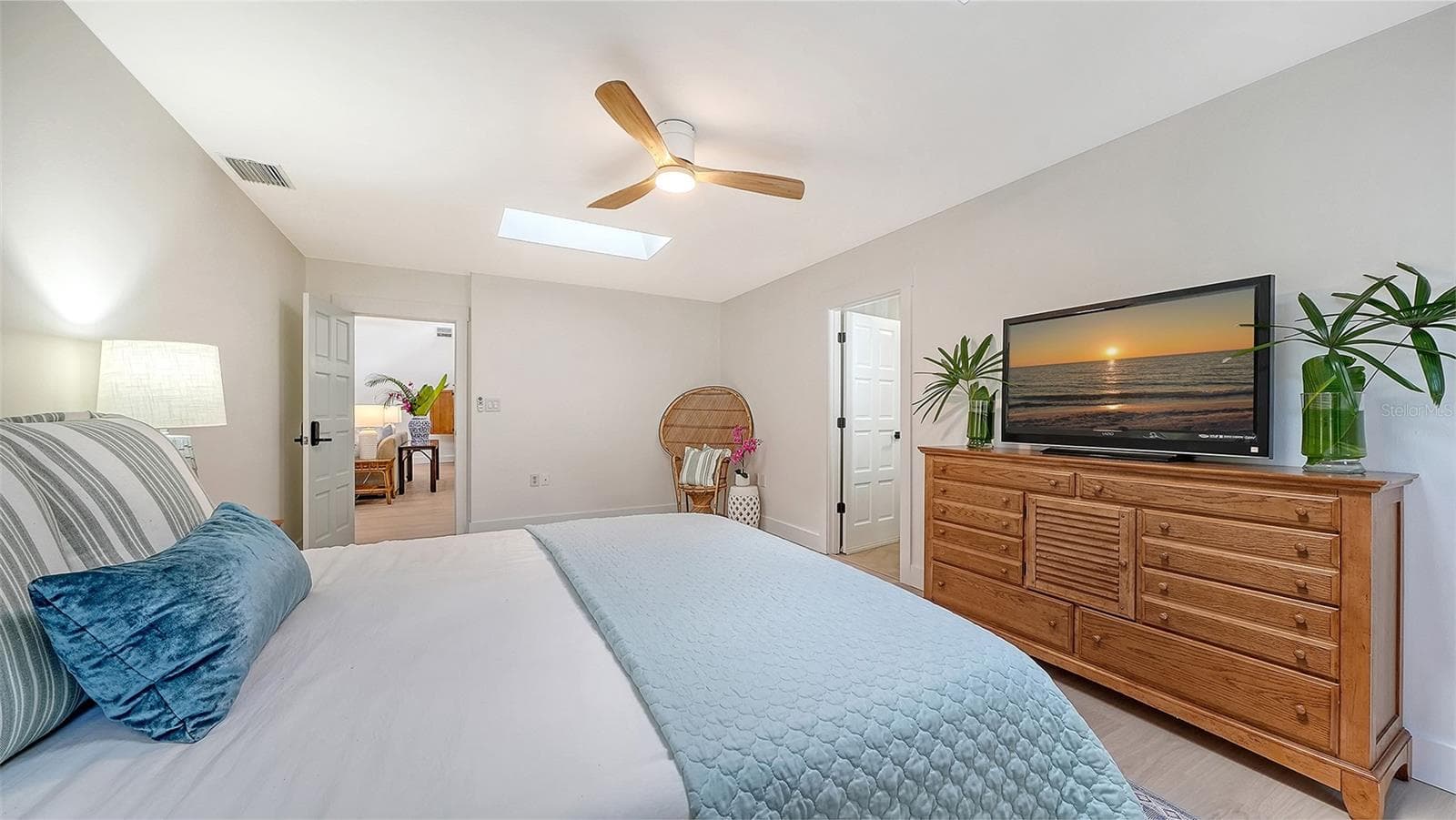 Single Family Residence at 3624 S LOCKWOOD RIDGE RD, SARASOTA, photo 16 of 53