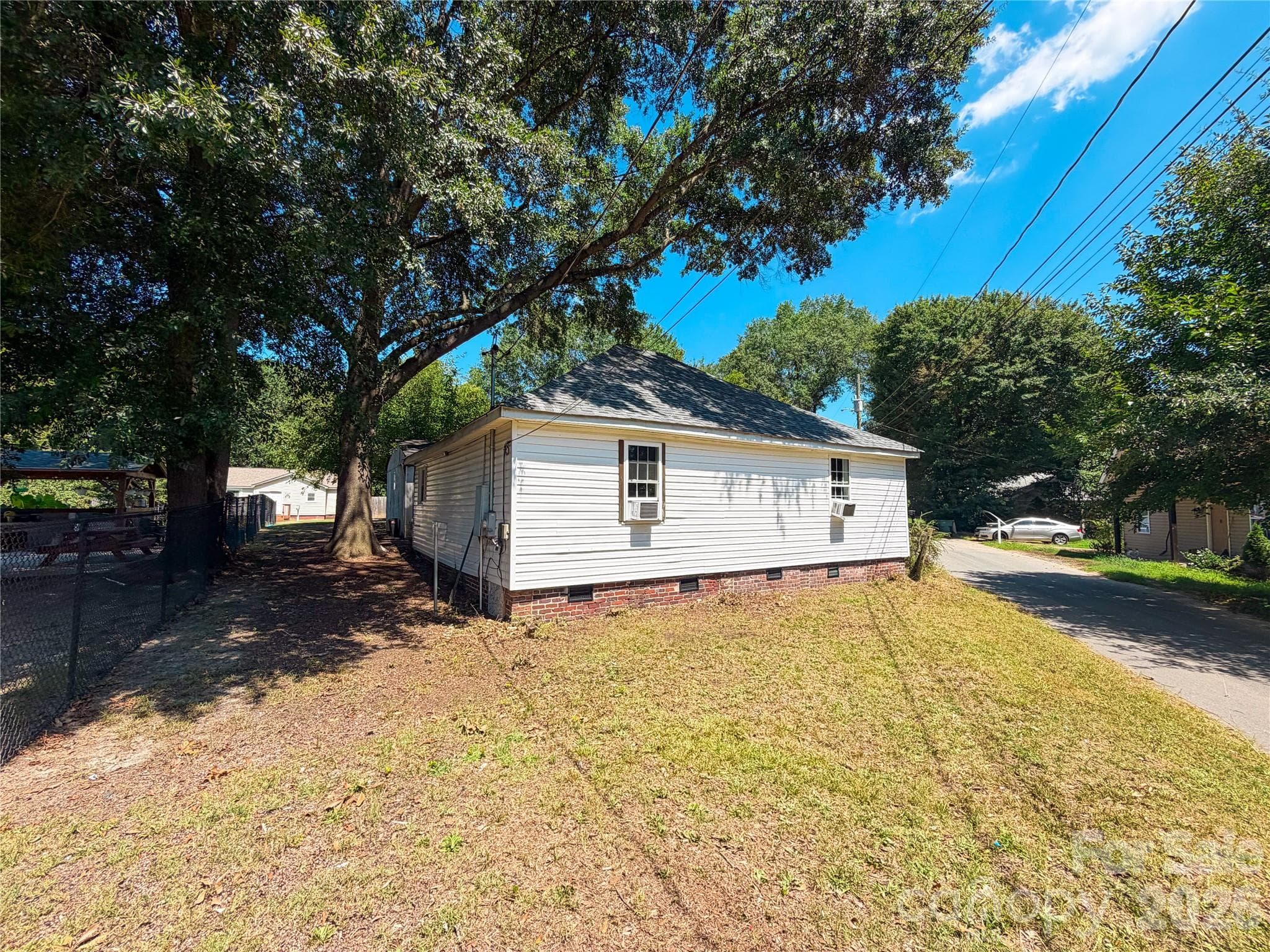 107 Drake Street