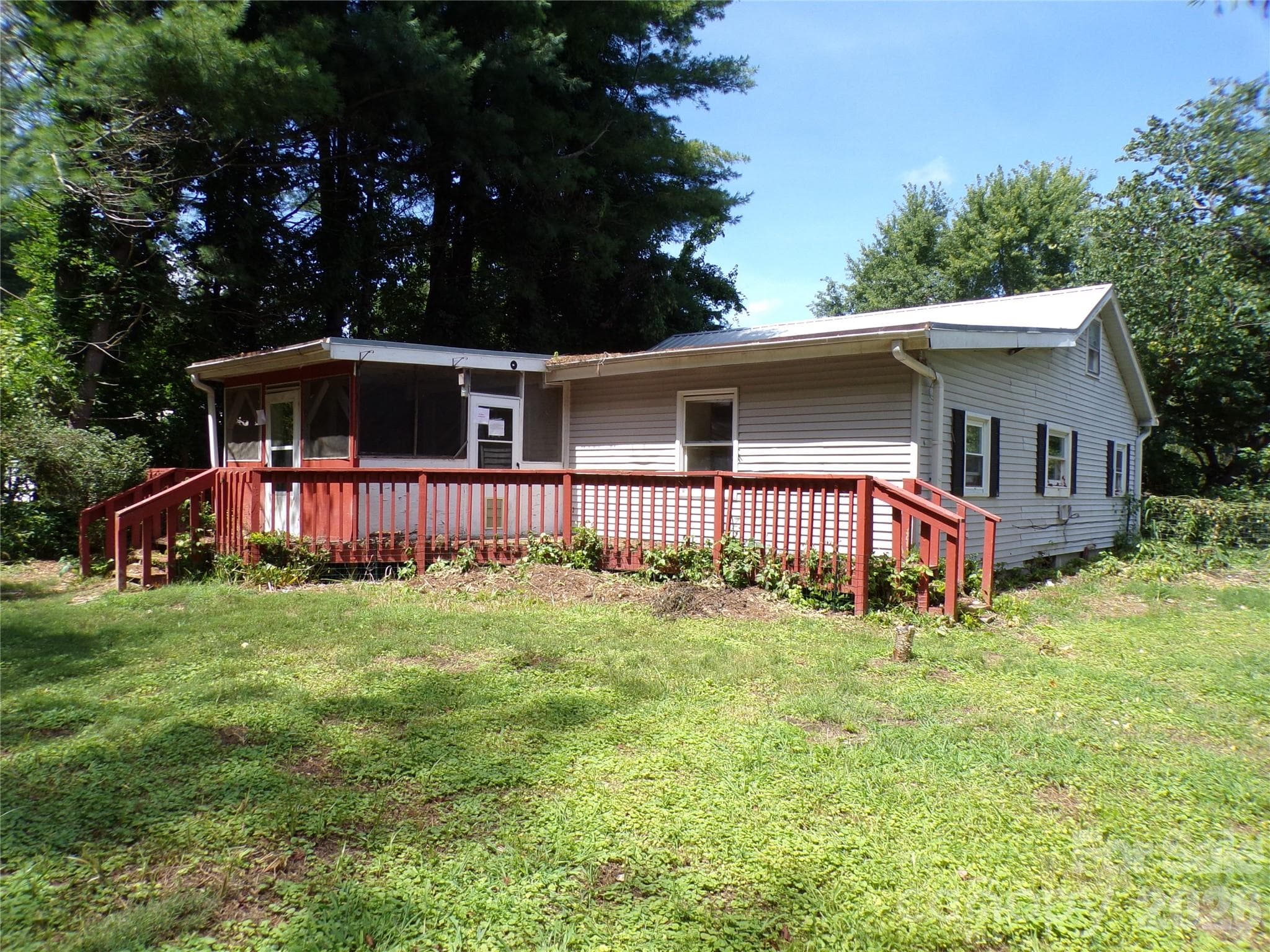 Backyard view - 2131 Somerset Drive, Hendersonville