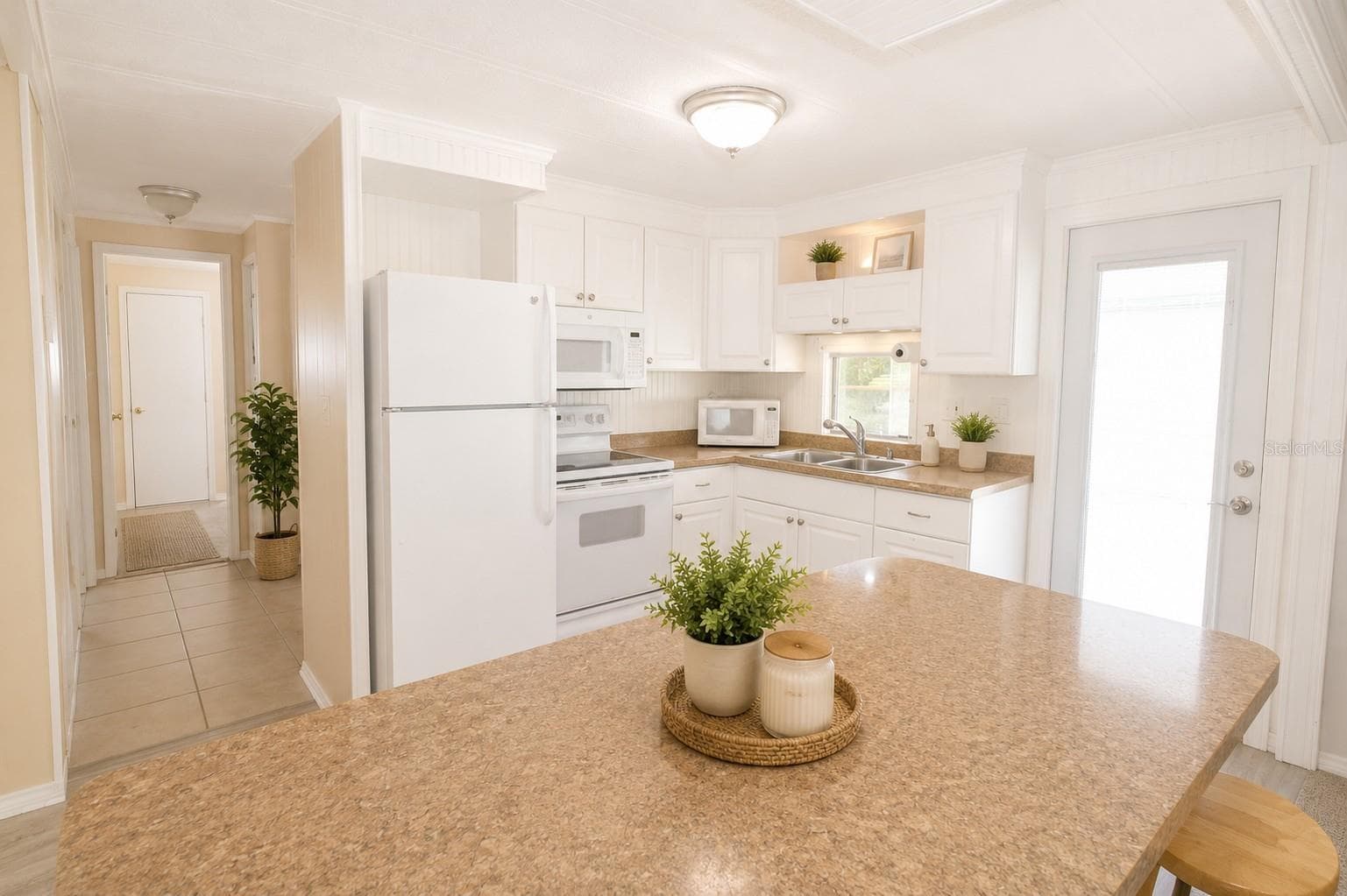 Mobile Home at 115 RACHEL DR, TARPON SPRINGS, photo 5 of 25