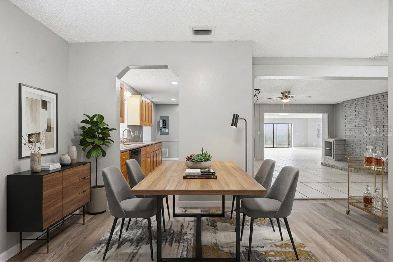 Virtually Staged - 7010 SOUTHWIND DR, HUDSON