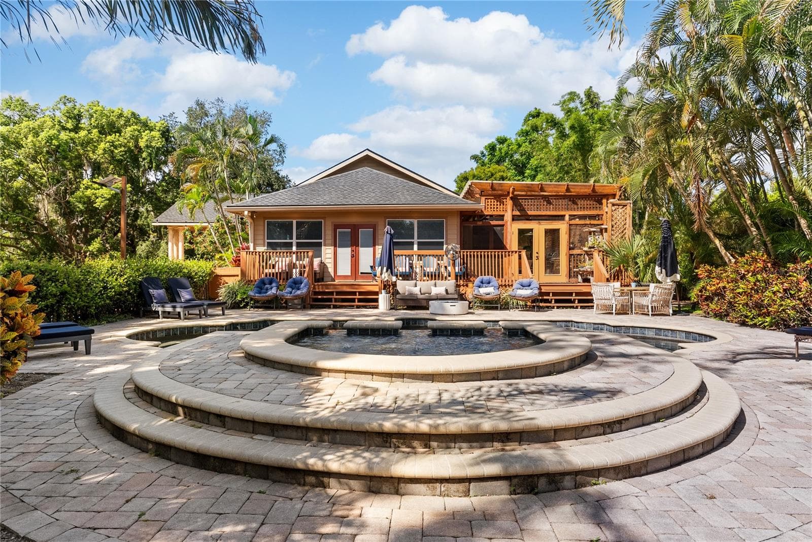 Spa & Pool Deck - 20 BOGIE LN, PALM HARBOR