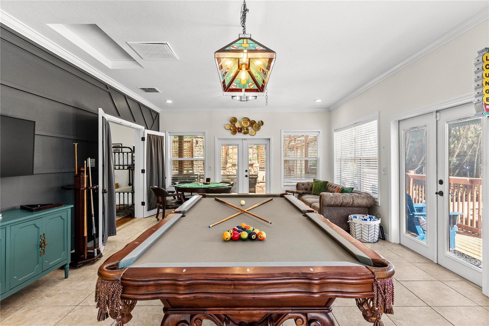 Game Room with Pool Table - 20 BOGIE LN, PALM HARBOR