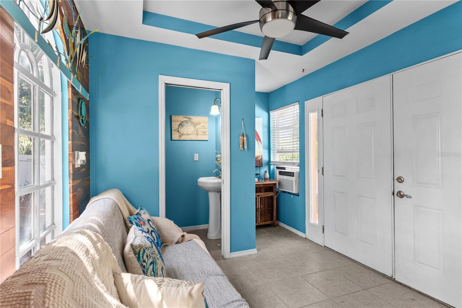 Pool House & Pool Bath - 20 BOGIE LN, PALM HARBOR