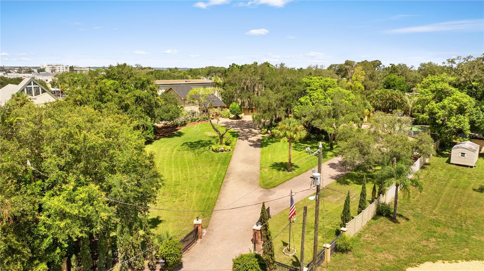 Aerial View of Grounds - 20 BOGIE LN, PALM HARBOR