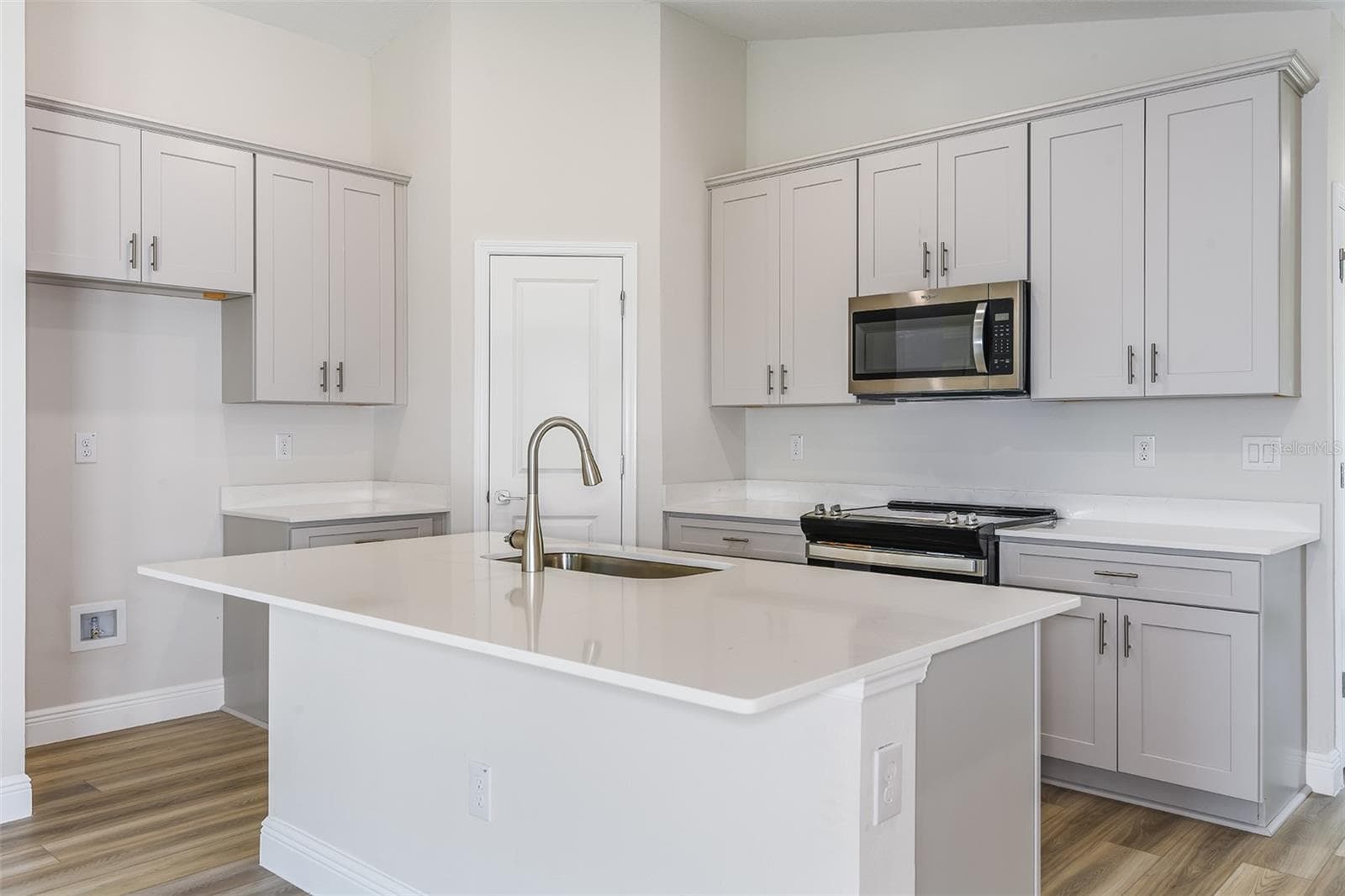 Single Family Residence at 6085 SW 96TH PL, OCALA, photo 10 of 27