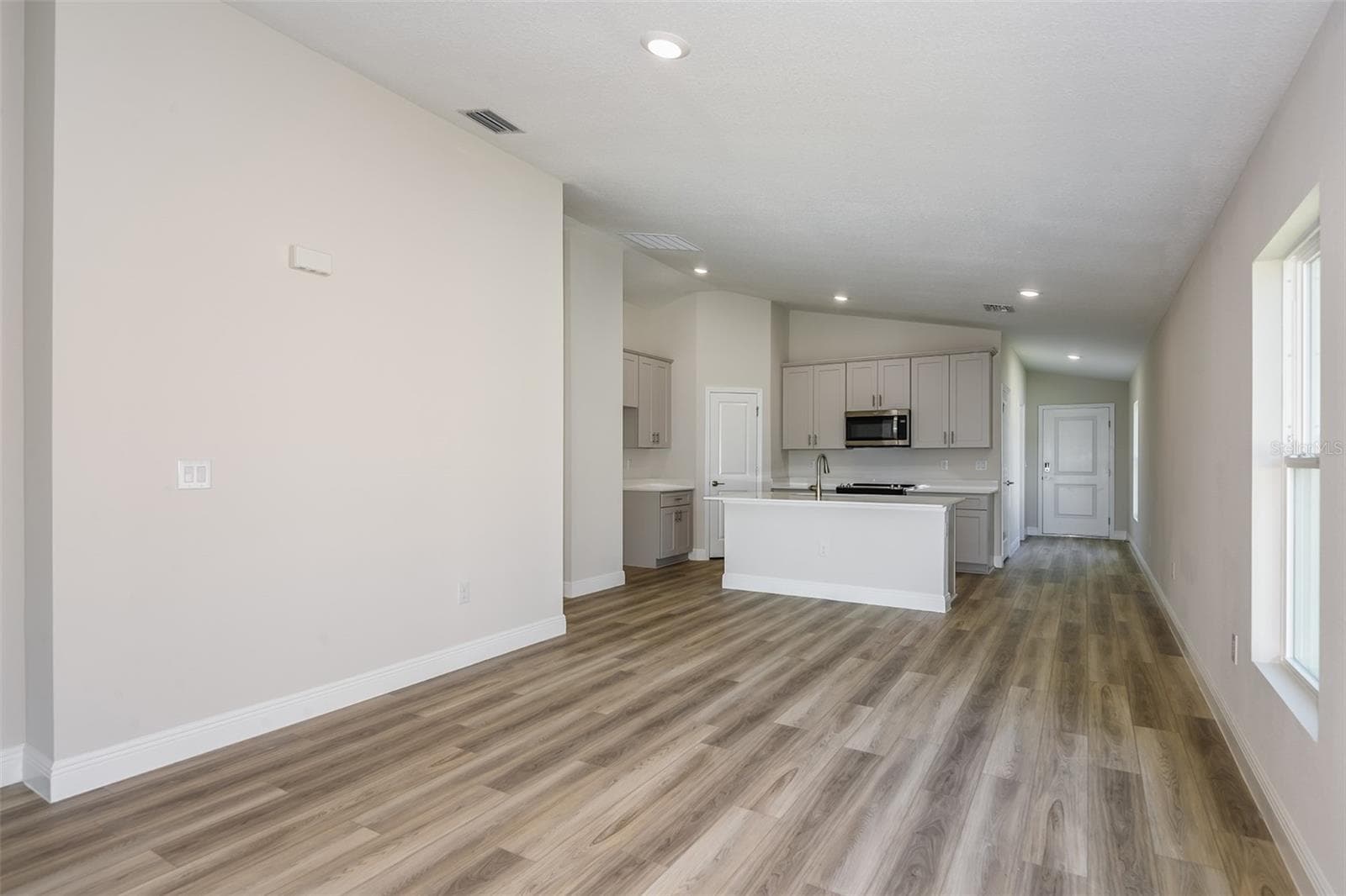 Single Family Residence at 6085 SW 96TH PL, OCALA, photo 15 of 27