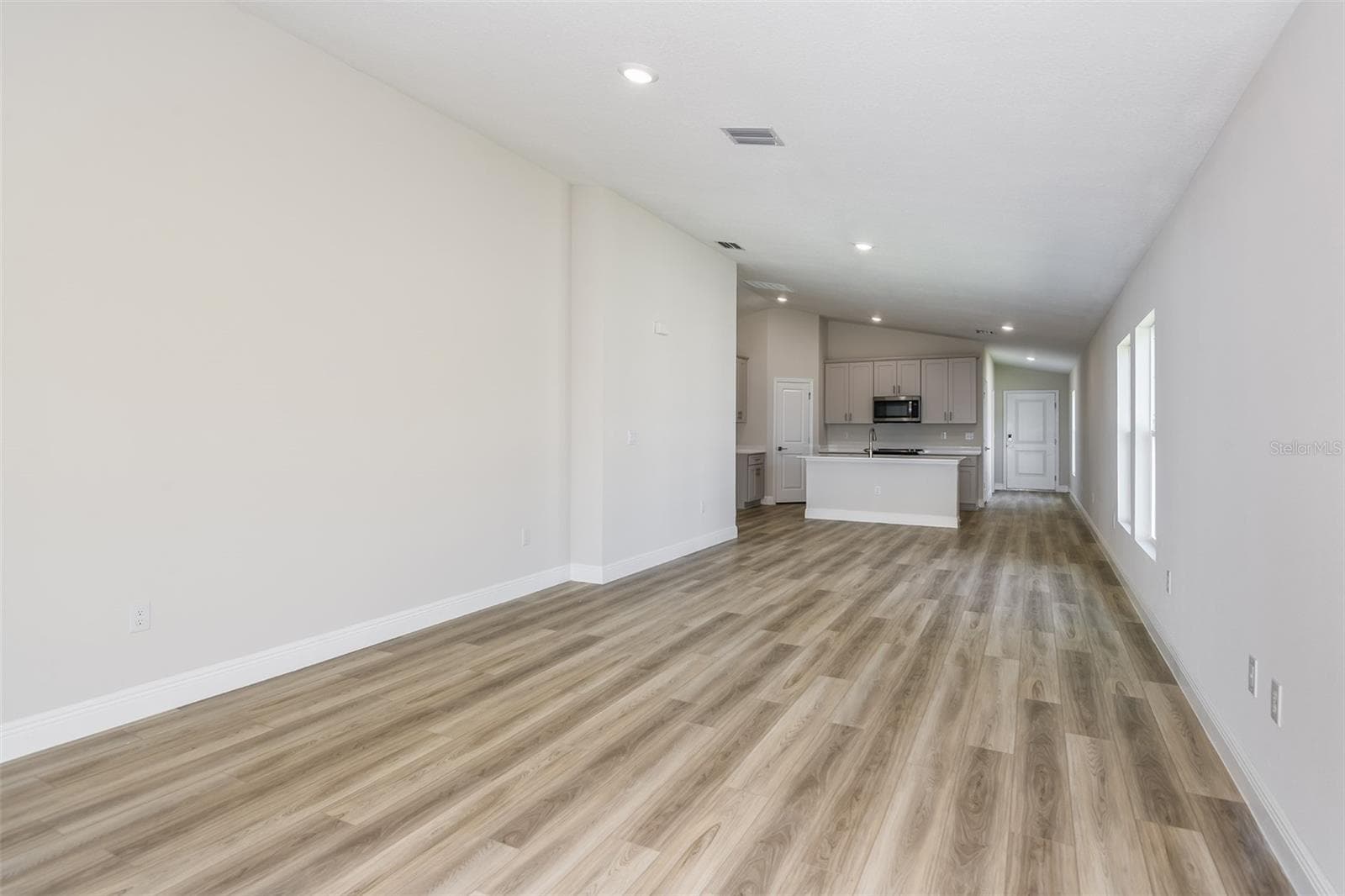 Single Family Residence at 6085 SW 96TH PL, OCALA, photo 16 of 27