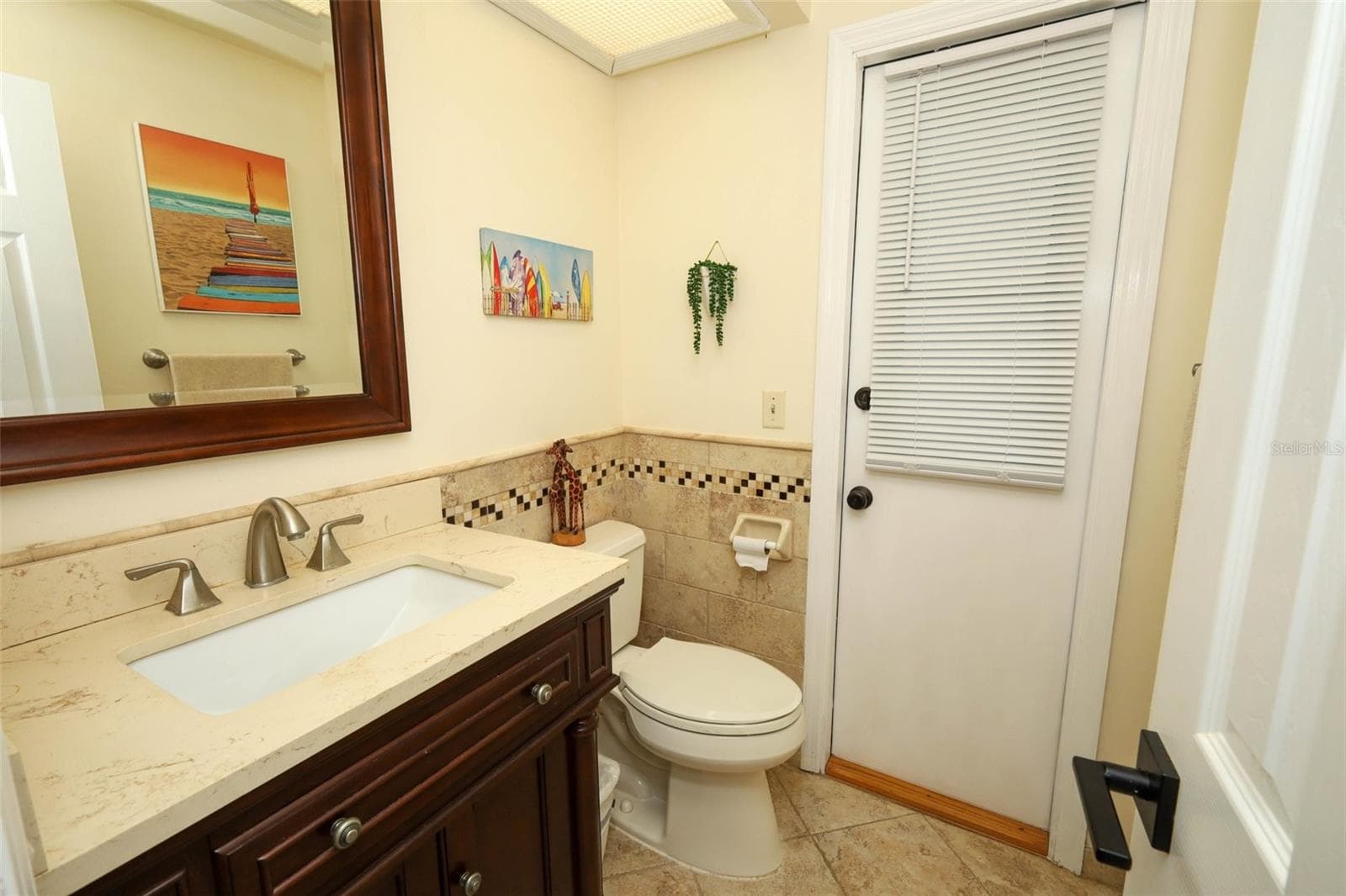 Single Family Residence at 4661 N SAINT BRIDES CIR, ORLANDO, photo 18 of 65