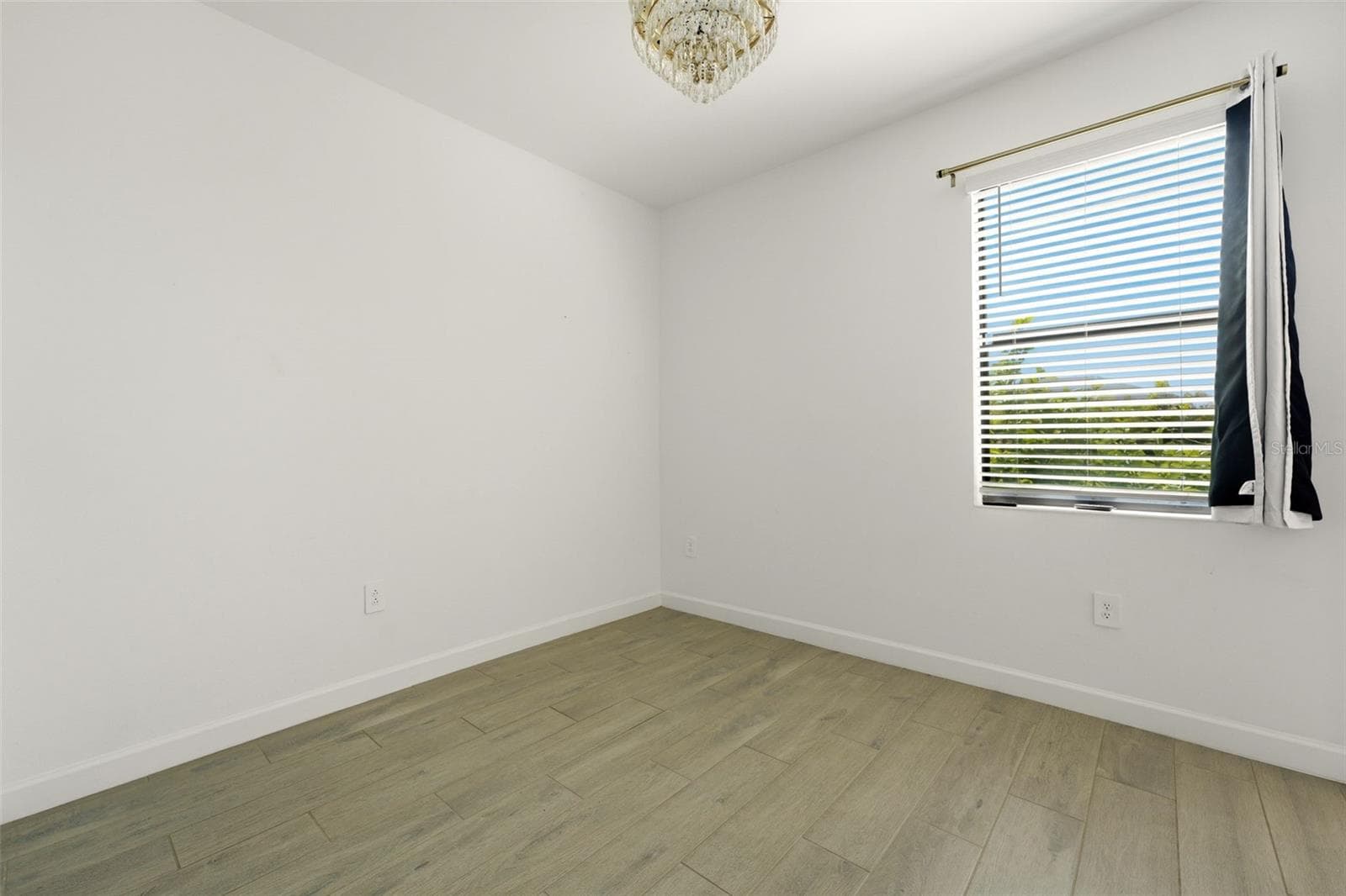 Single Family Residence at 4886 SEAFOAM TRL, BRADENTON, photo 17 of 74
