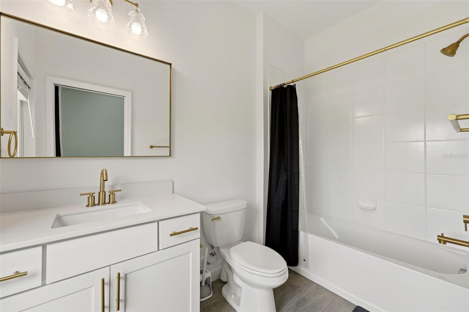 Single Family Residence at 4886 SEAFOAM TRL, BRADENTON, photo 19 of 74