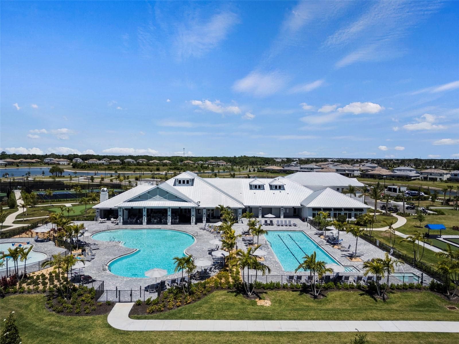 Single Family Residence at 4886 SEAFOAM TRL, BRADENTON, photo 48 of 74
