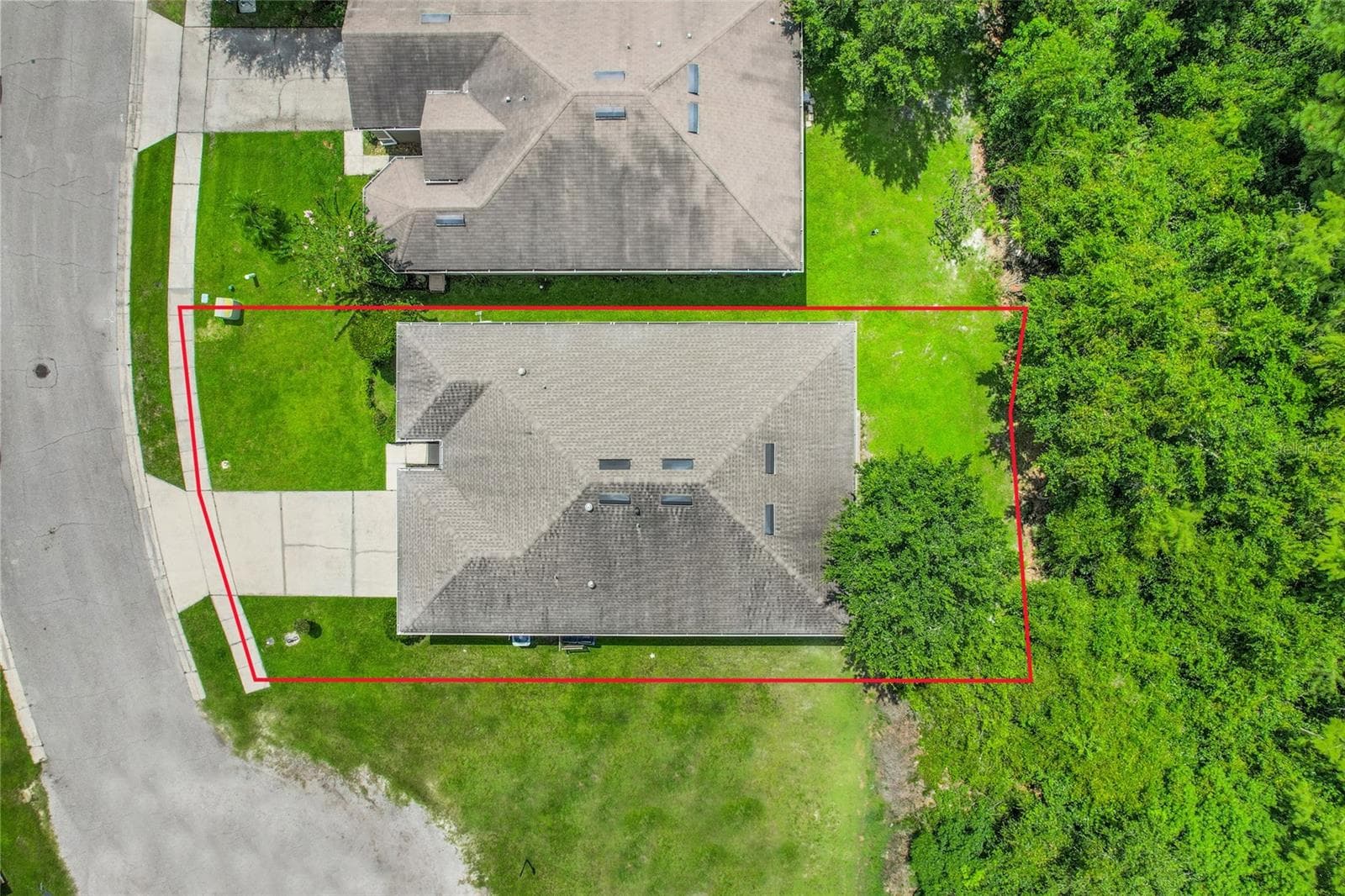 Single Family Residence at 221 DAIGLEDOG ST, ST CLOUD, photo 9 of 42