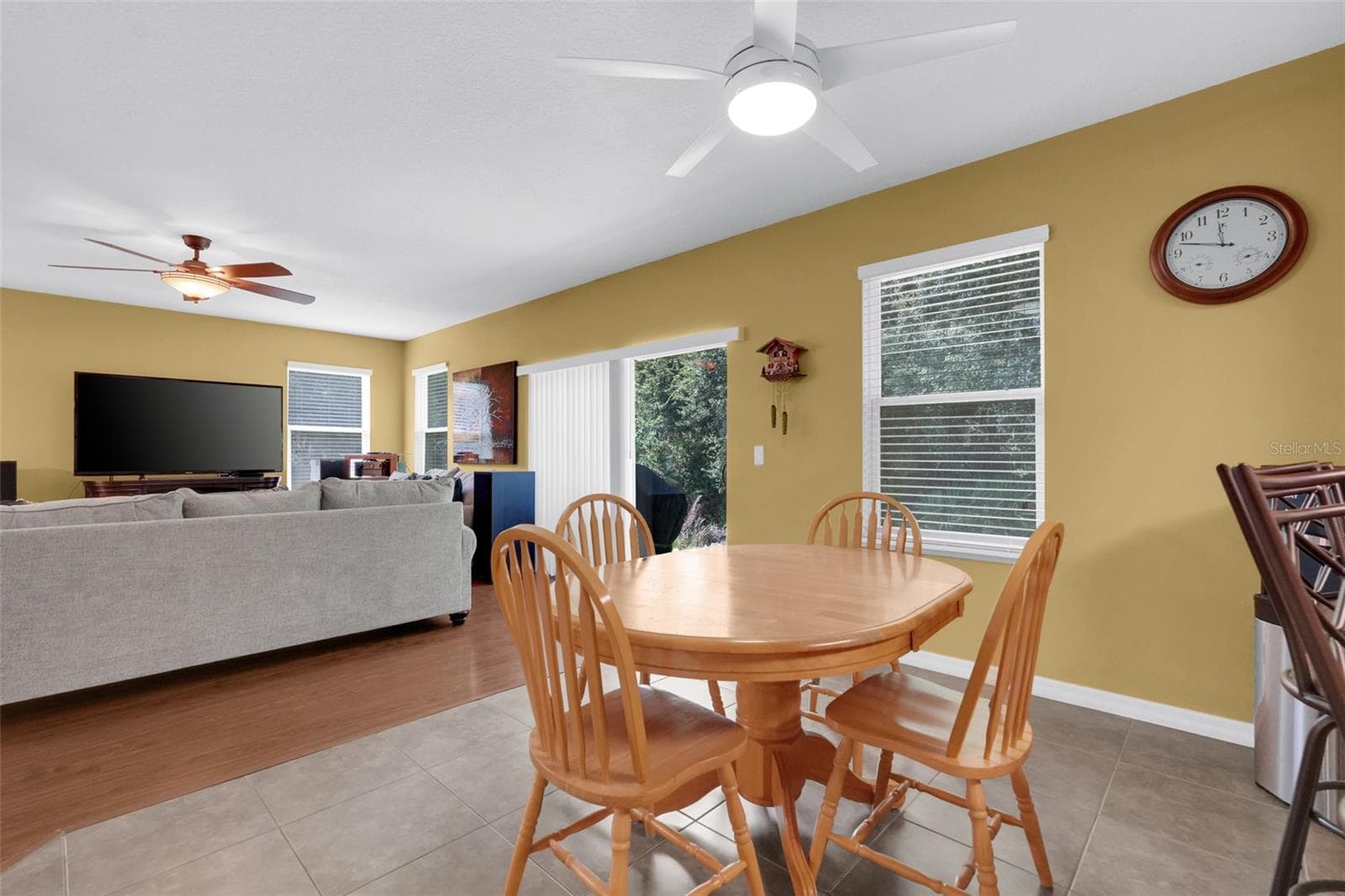 Single Family Residence at 221 DAIGLEDOG ST, ST CLOUD, photo 21 of 42