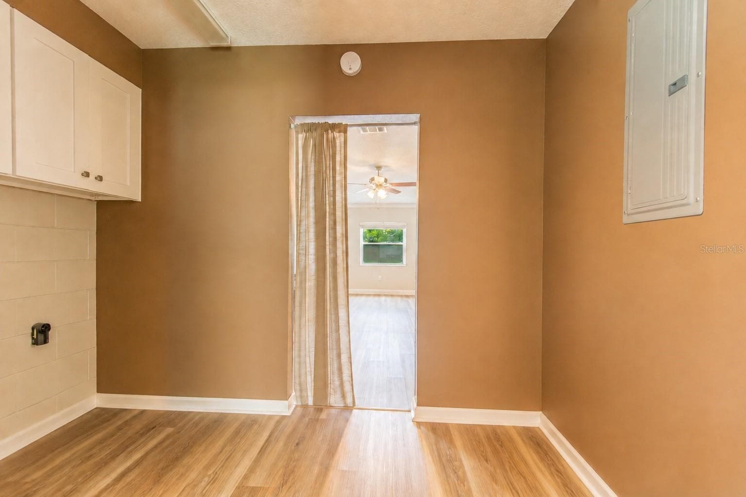 Single Family Residence at 420 NANTAHALA CT, CASSELBERRY, photo 11 of 30