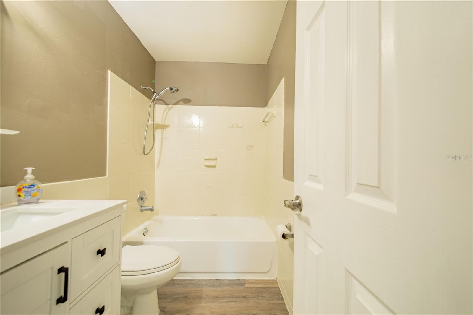 Single Family Residence at 420 NANTAHALA CT, CASSELBERRY, photo 18 of 30