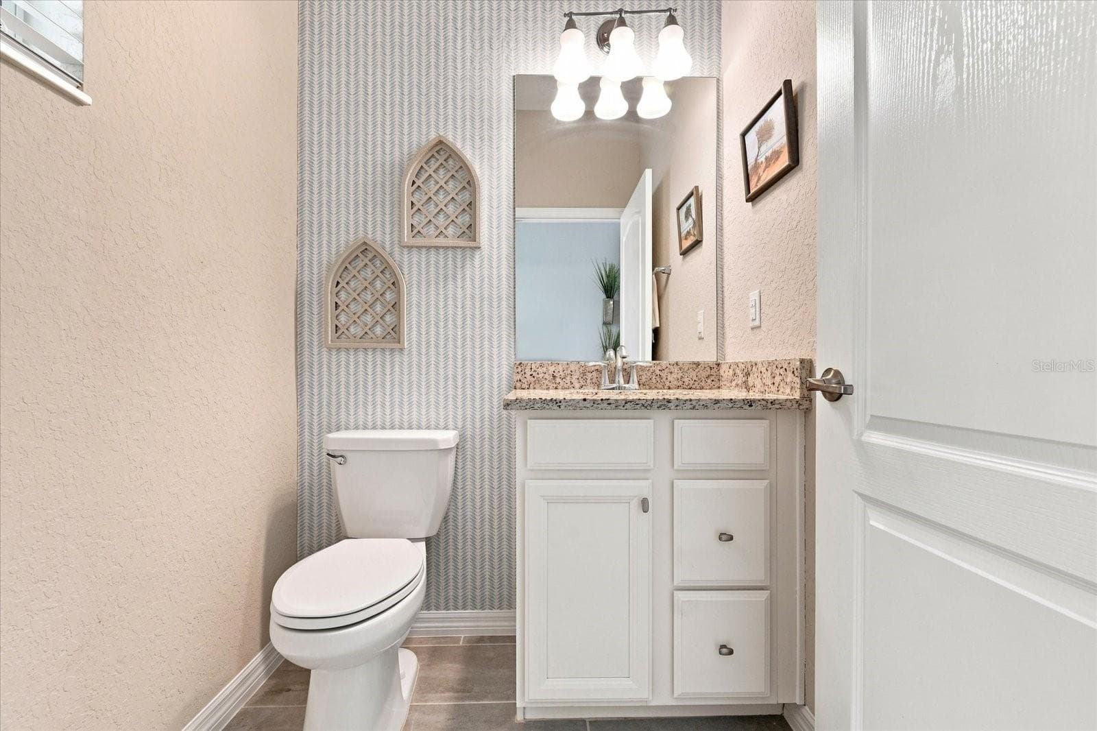 DOWNSTAIRS GUEST BATH - 2528 STARWOOD CT, LAKEWOOD RANCH