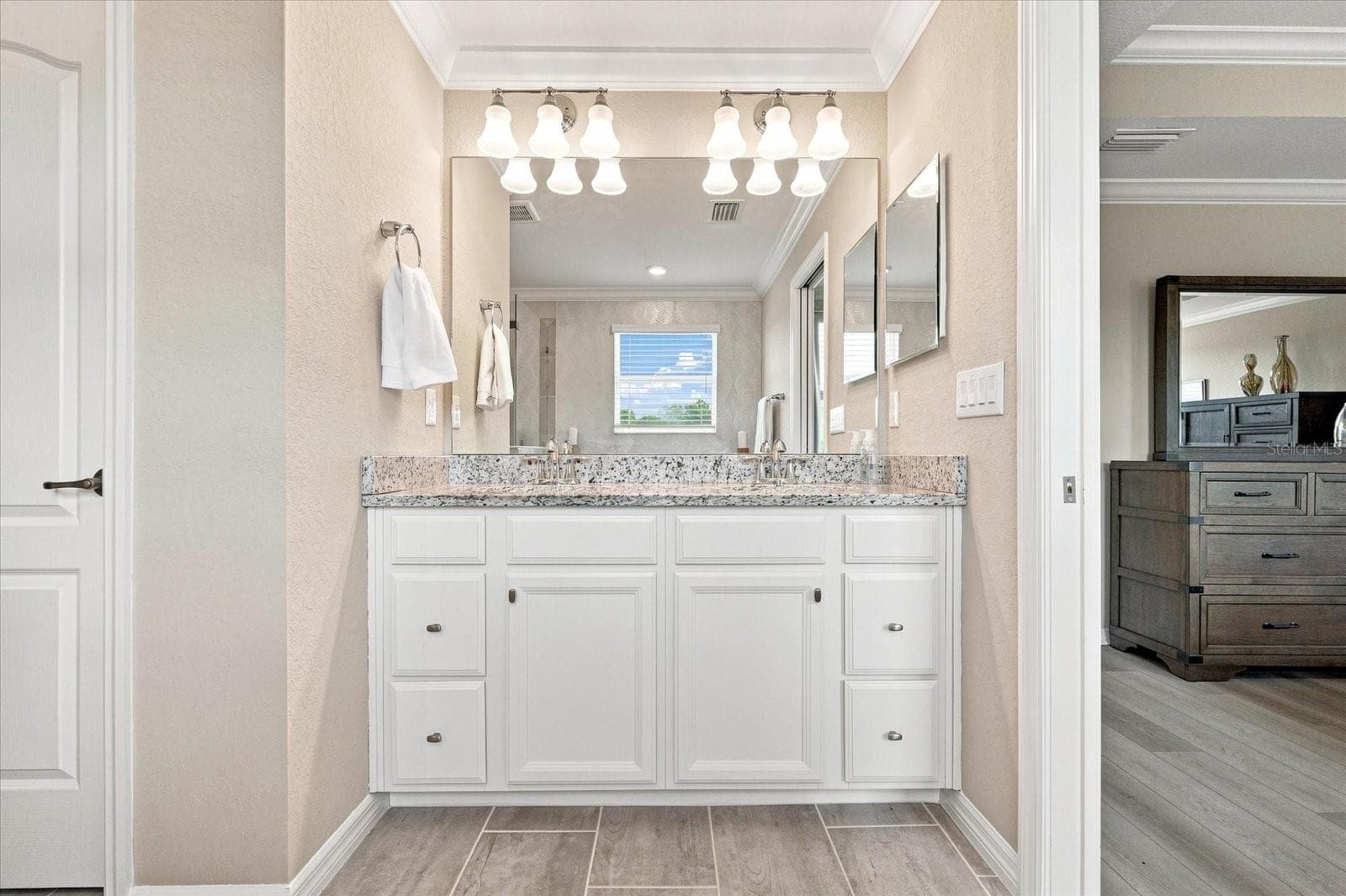 PRIMARY BATHDUAL SINKS - 2528 STARWOOD CT, LAKEWOOD RANCH